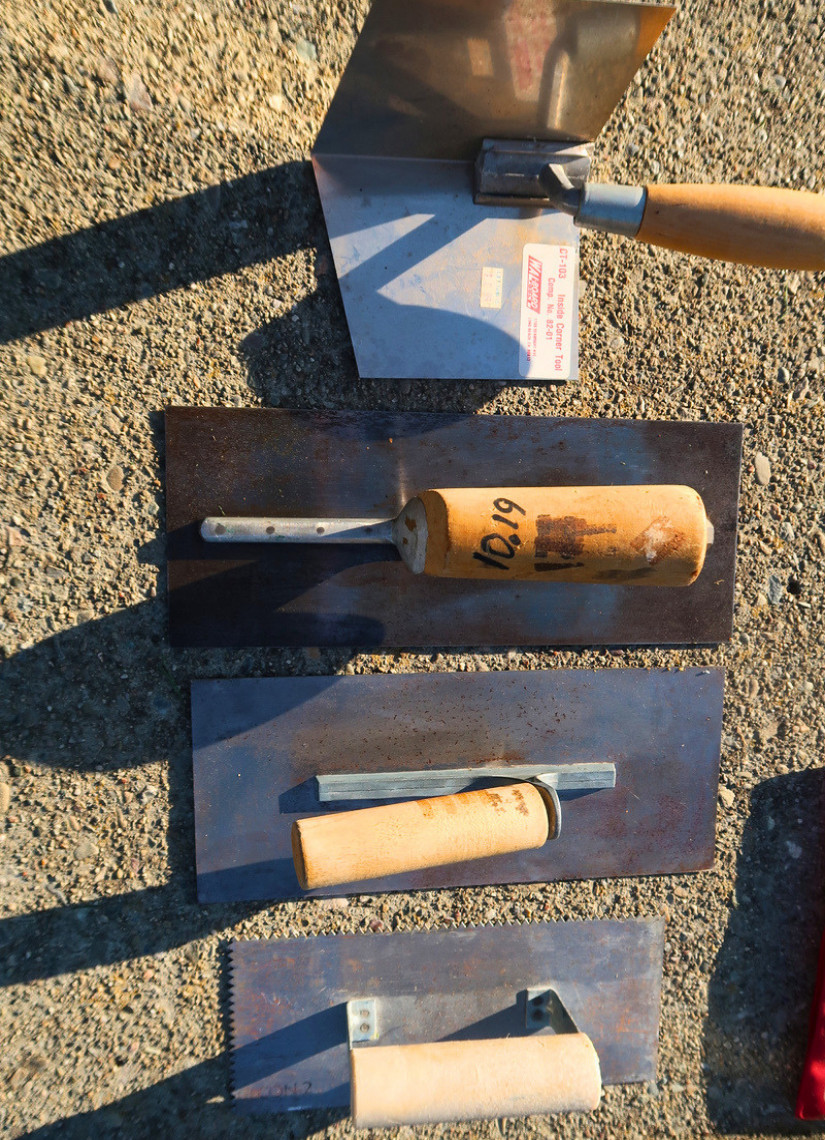 Mixed Tool Lot Tile Tools Plaster Trowels Craftsman Wood Cutters Set w/ Bag
