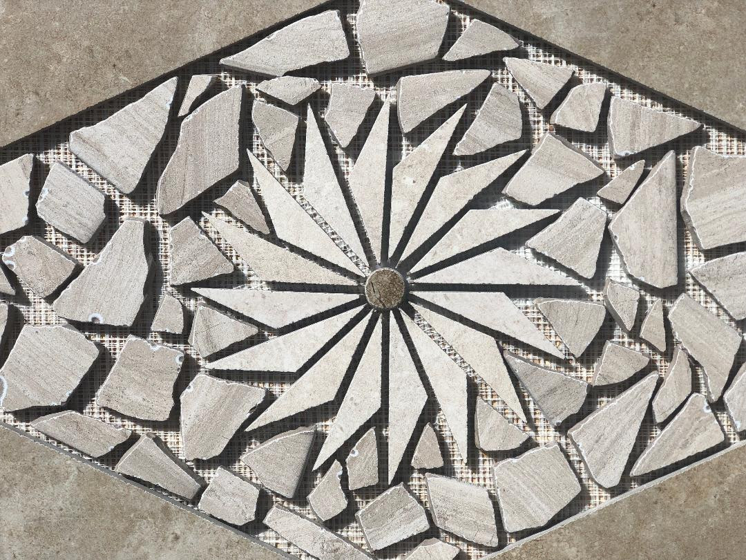 32″ x 20 3/4″ Tile Medallion Mosaic – Daltile Affinity & Articulo tile series