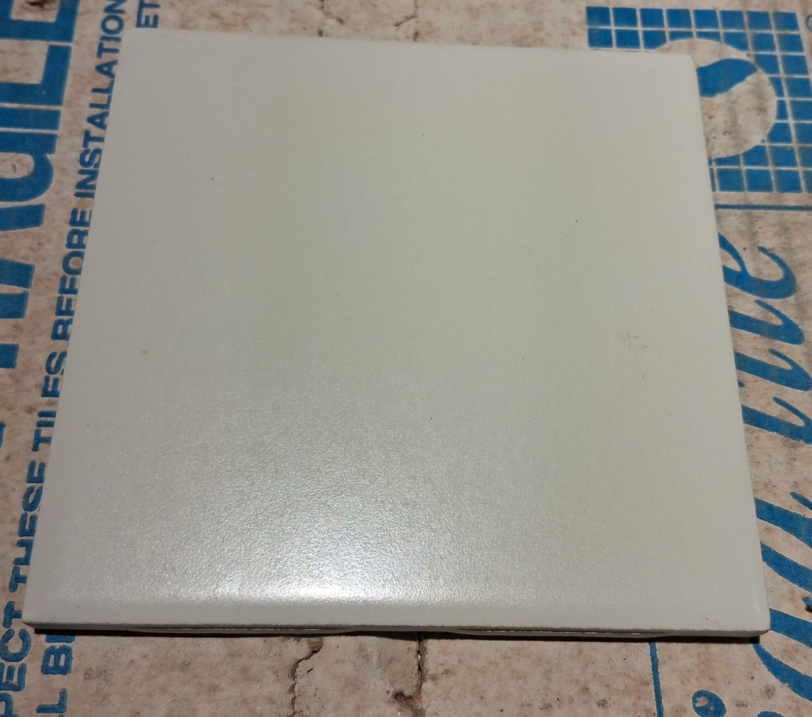 Vintage NOS Florida Tile 735 Matte Almond 4 3/8″S Ceramic Full Box 10 SQ FT