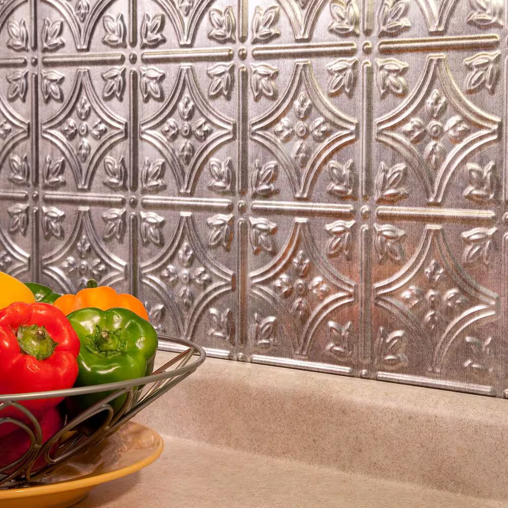 18.25 In. X 24.25 In. Crosshatch Silver Traditional Style # 1 PVC Decorative Bac