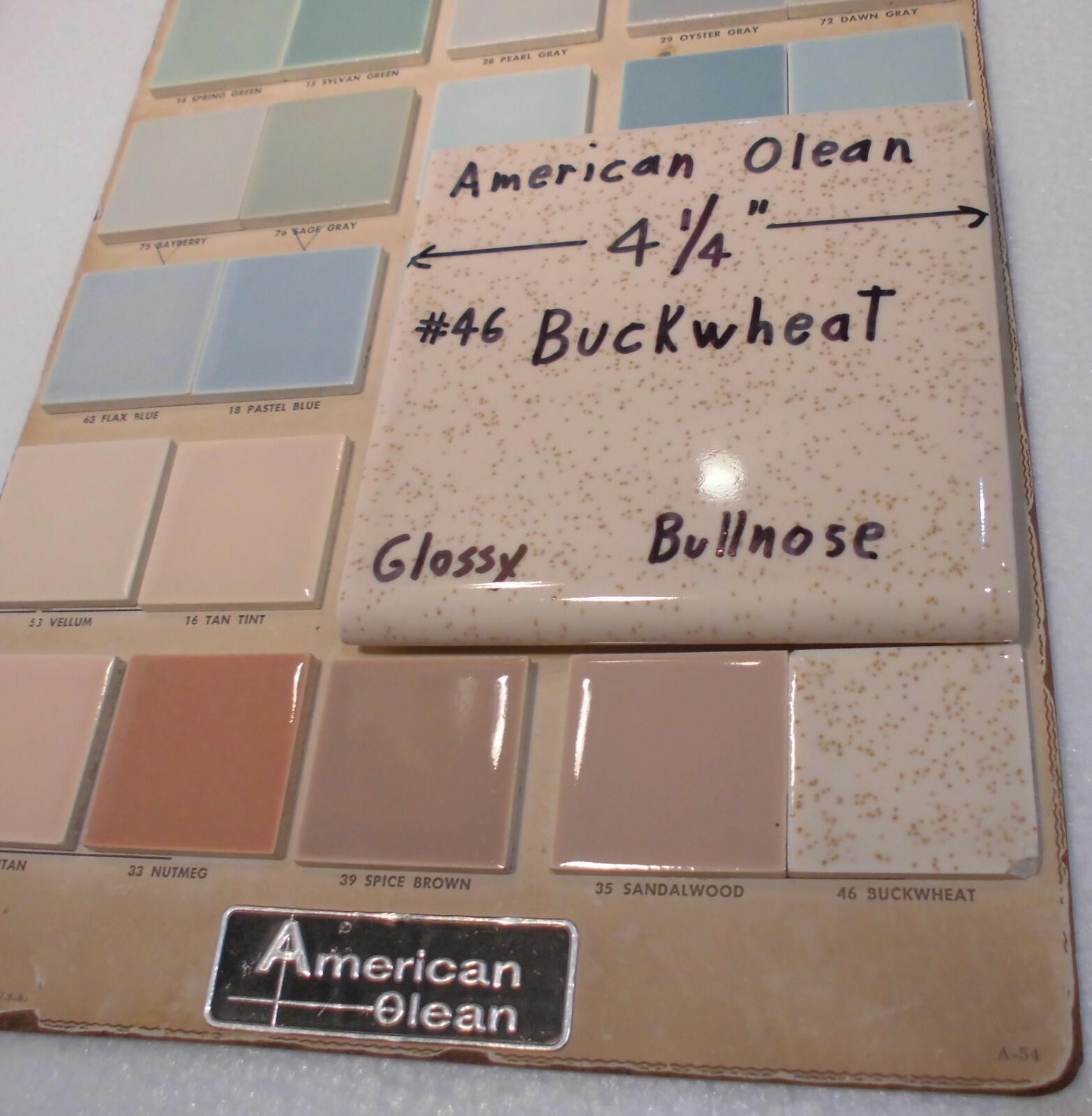 1 pc. *Buckwheat* Glossy Bullnose Ceramic Tile #46 by American Olean 4-1/4″ NOS