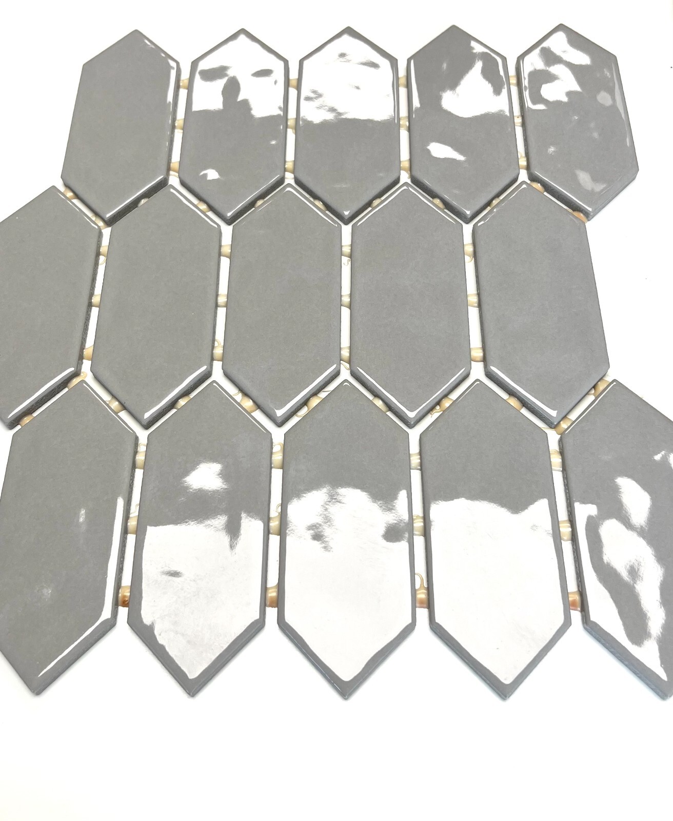 Ceramic Smoke Gray Undulated Picket Backsplash Bathroom Dot-Mounted Wall Tile