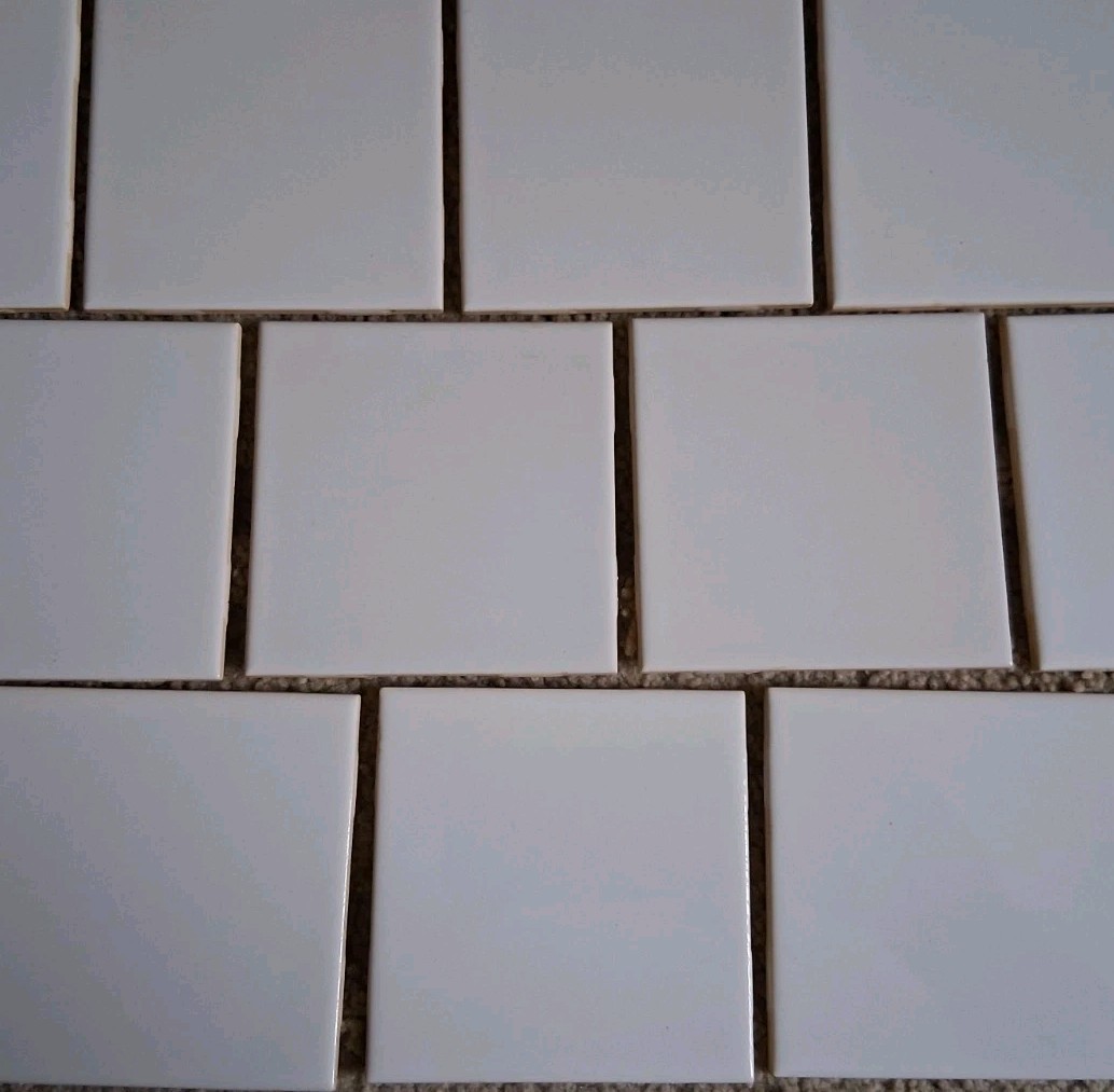 Lot of 4 Vintage MARIWASA Ceramic Glazed TILES – 4.25″ × 4.25″ – White #105 -NOS