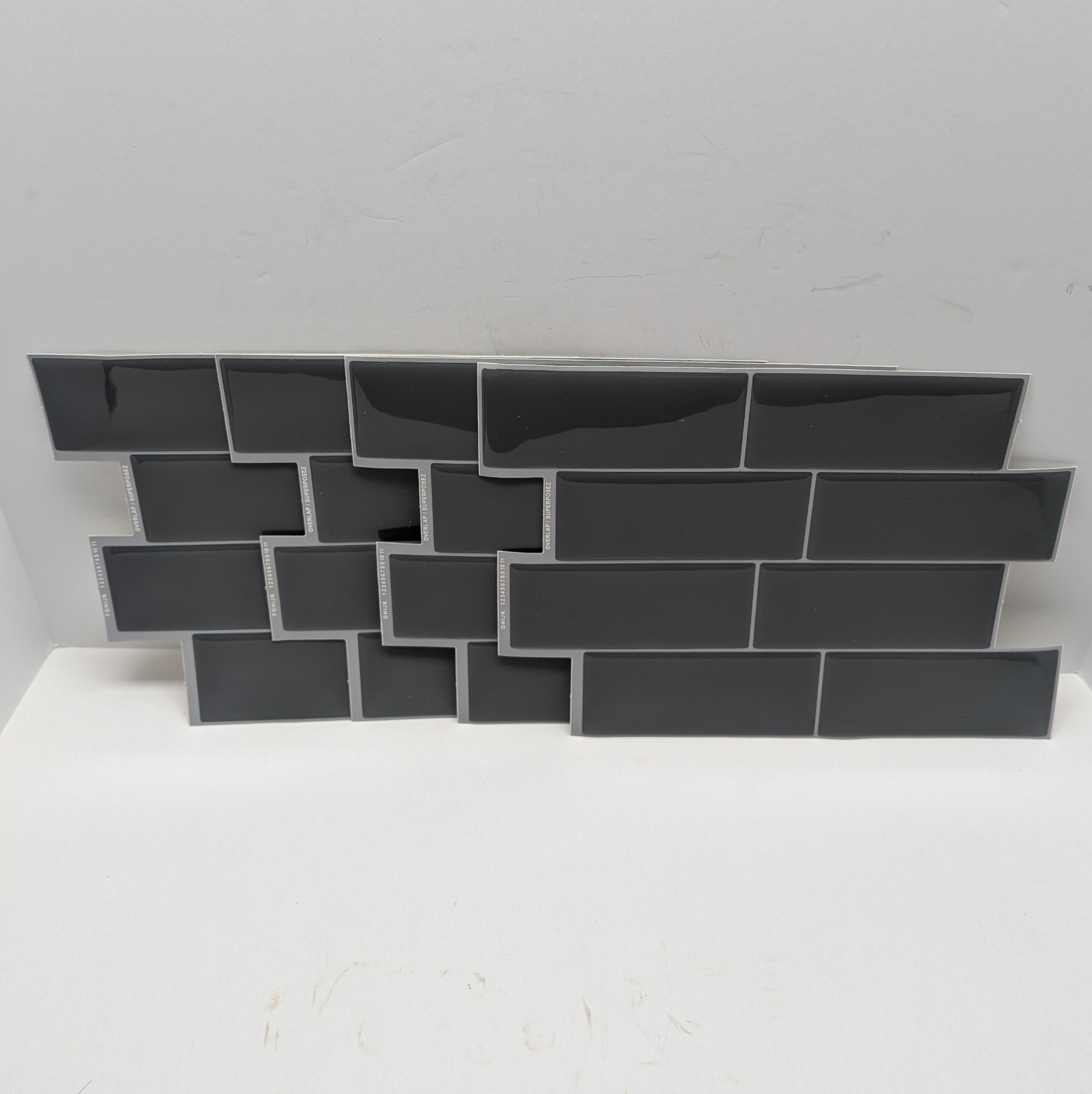 Smart Tiles Vinyl Adhesive Wall Tile 1 Pack of 4 Metro Grigio SM1064-4 (Gray)