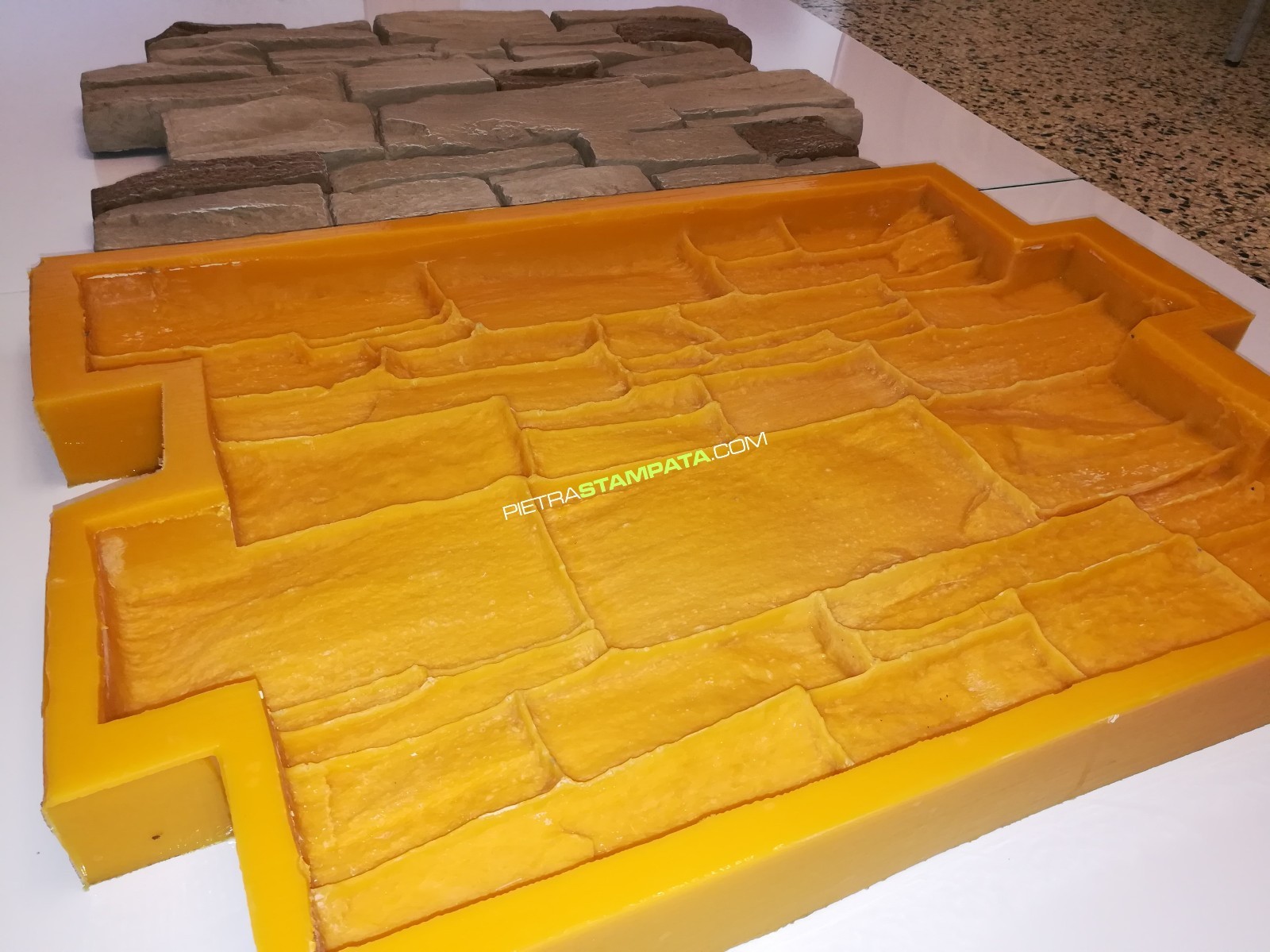 Mold Die Fake Stone Reconstructed Chalk Cement Veneer Stone Mold Concrete