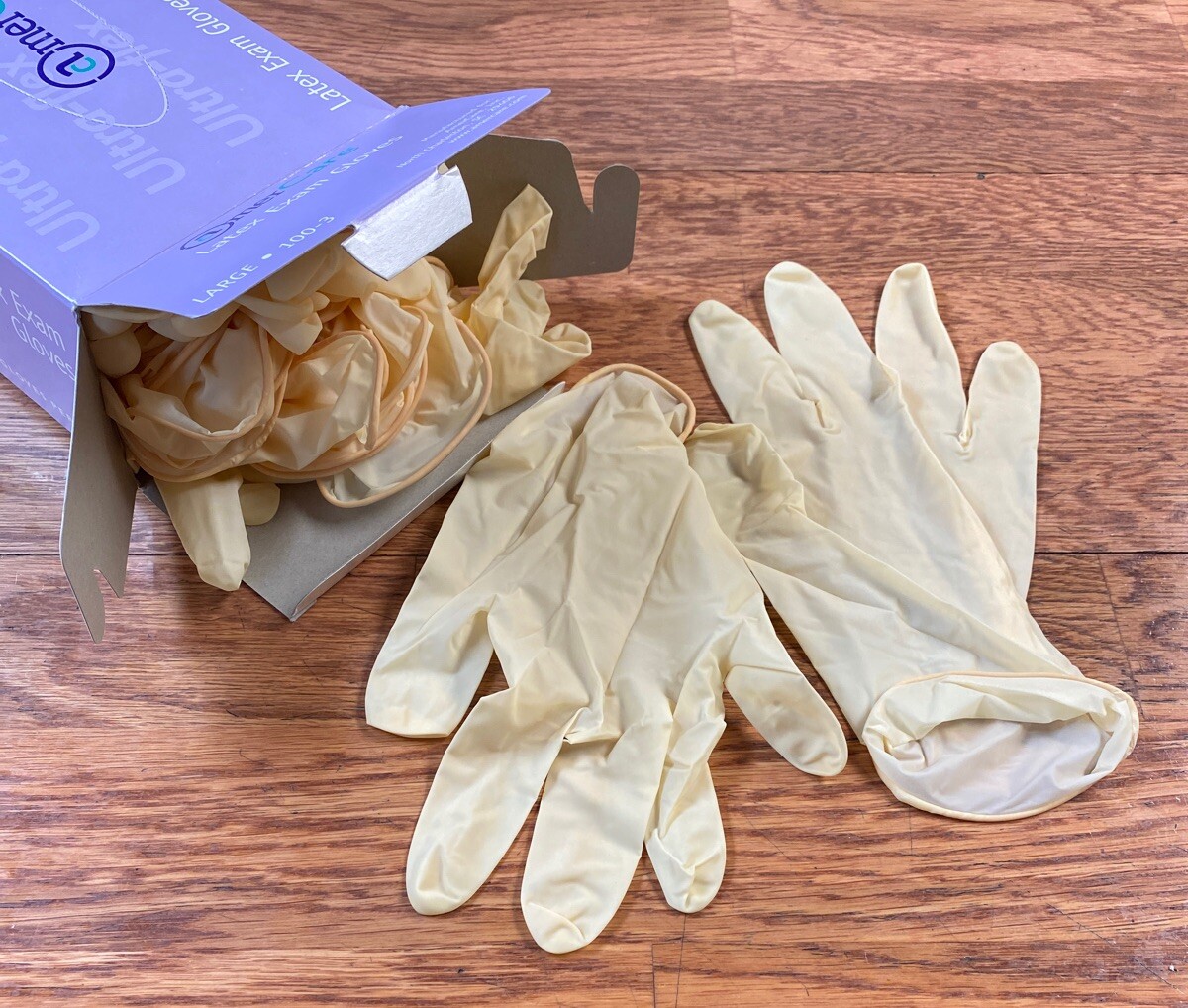Amercare Ultra Flex Large Powdered Latex Exam Gloves, 100 Gloves