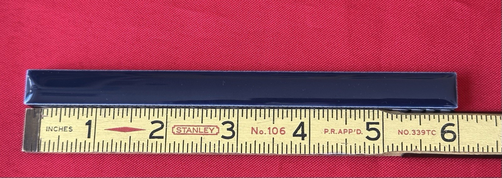 1 pc. Navy Blue: Ceramic Tile… Pencil – Liner – Sizzle: 1/2″ X 6″ by A.O. New