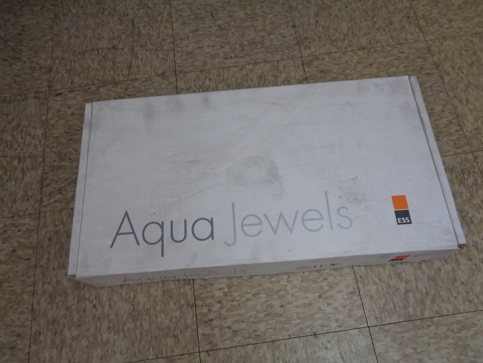 Aqua Jewels Easy Drain Delta 8″ x 8″ Bathroom Grate Corner AJDE4-ZM STAINLESS