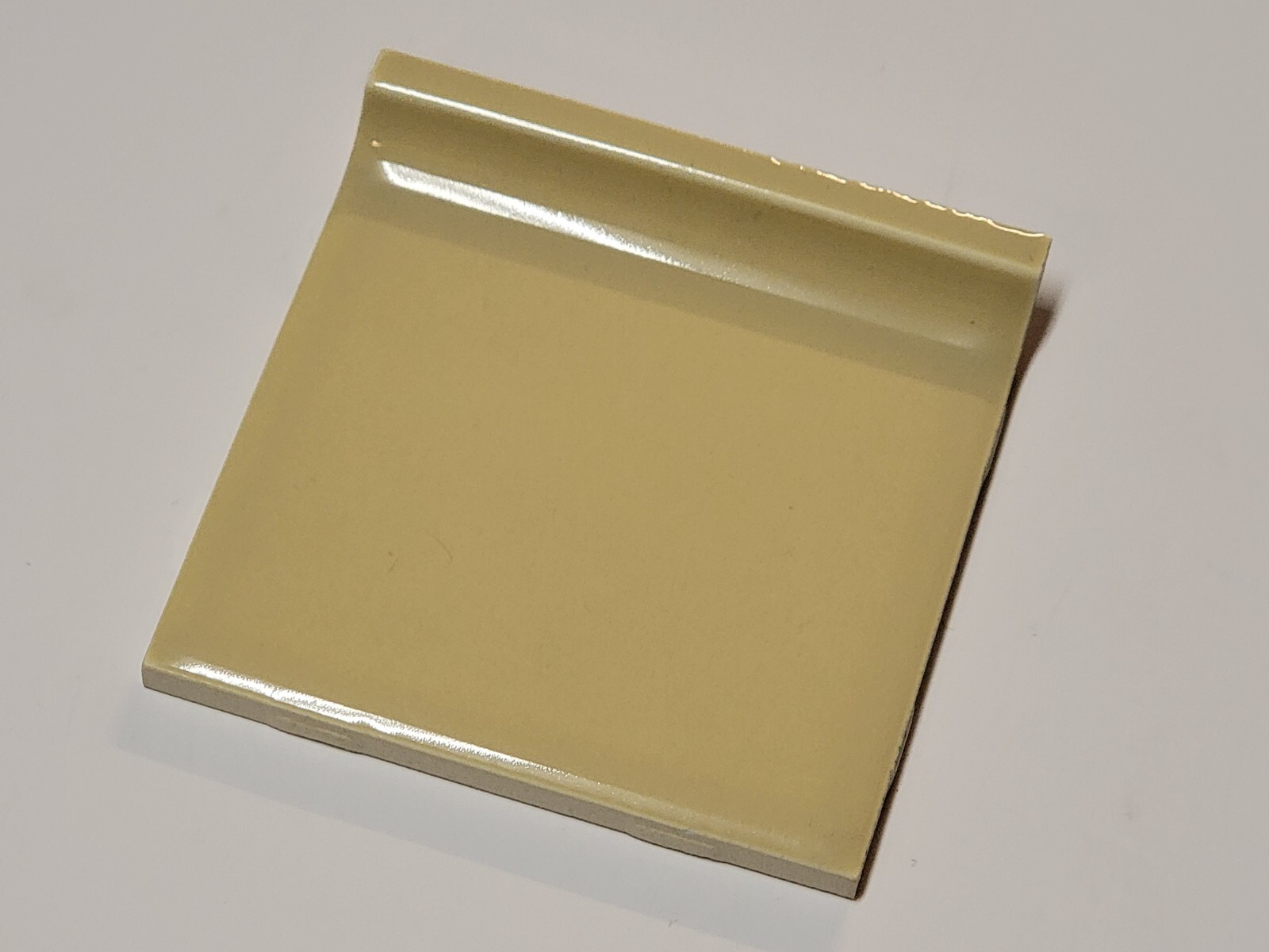 Vtg 1 Ceramic Tile – Mustard Yellow Cove Edge Square Glossy 4 1/4 NOS NEW