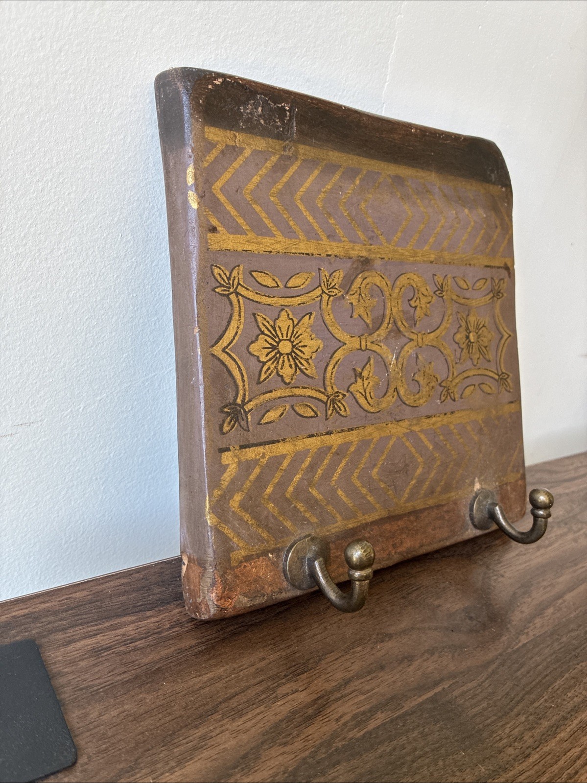 Clay Tile with 2 Hooks Wall Mounted
