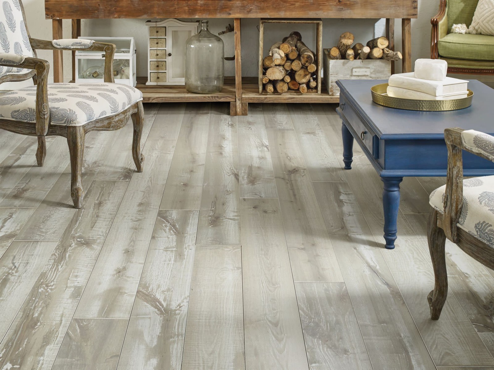 Shaw SW660 Reflections Maple 7″W Smooth Engineered Hardwood – Serenity