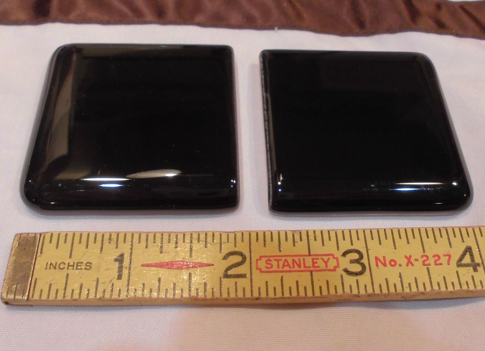 2 pcs. *Glossy Black* 2″ X 2″ X 5/16″ Ceramic Surface Bullnose Corner Tiles NEW