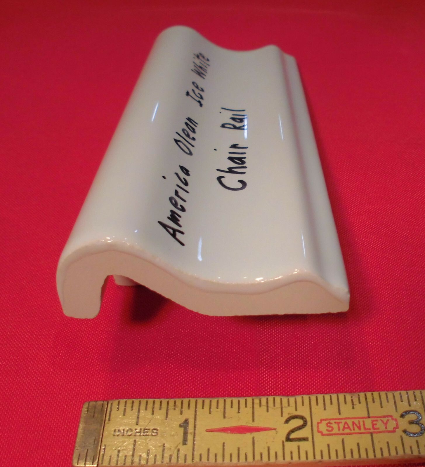 1 pc. Ice White: Glossy Ceramic Chair Rail made by American Olean, 2-1/2″ X 6″
