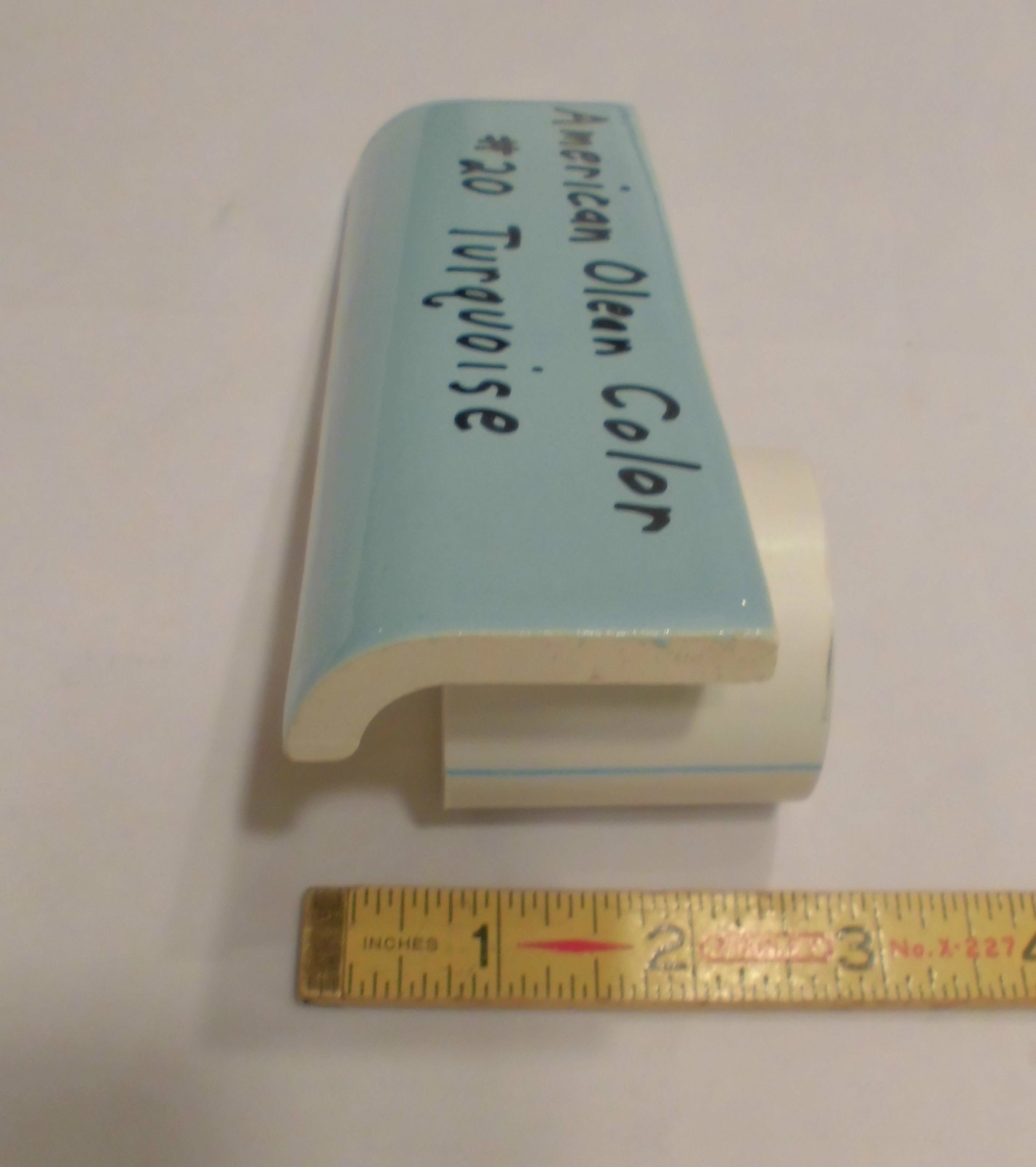 1 pc. *Glossy Turquoise* 2″ X 6″ Radius Bullnose Ceramic Tile: New Old Stock