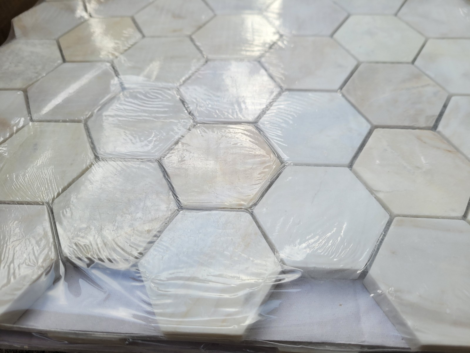 Lot of 10 Sheets Angora 2″ Hexagon Honed Mosaic Marble Floor Tiles Read Descript