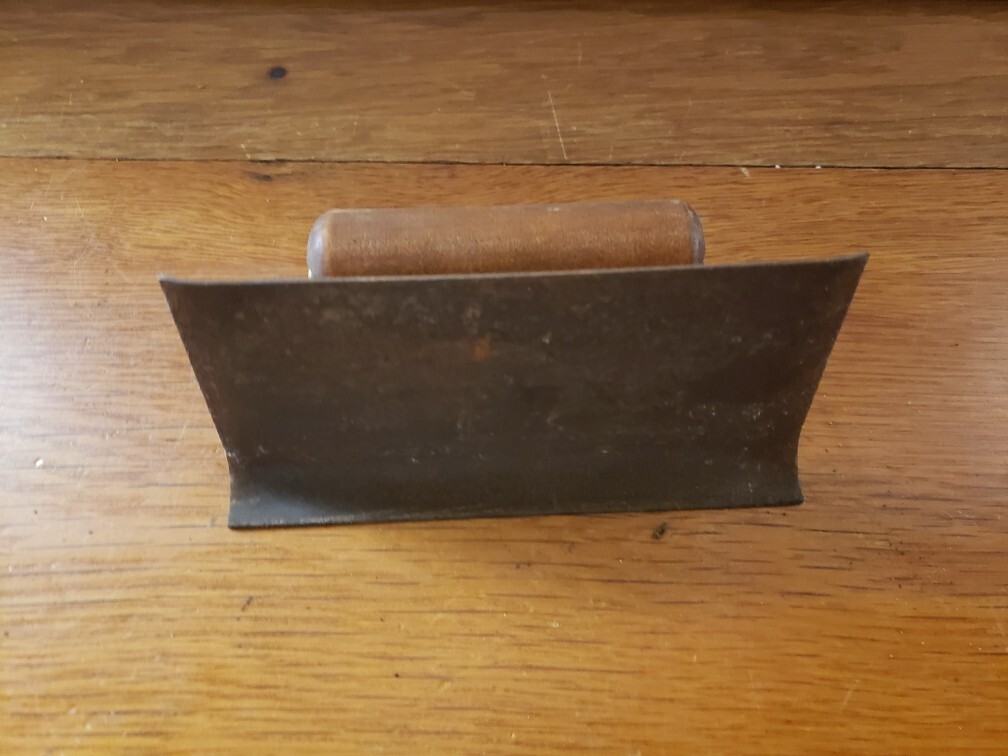 Vintage Wooden Handle Tile Mud Trowel with Curved Side For Edges 6″ x 2 7/8″