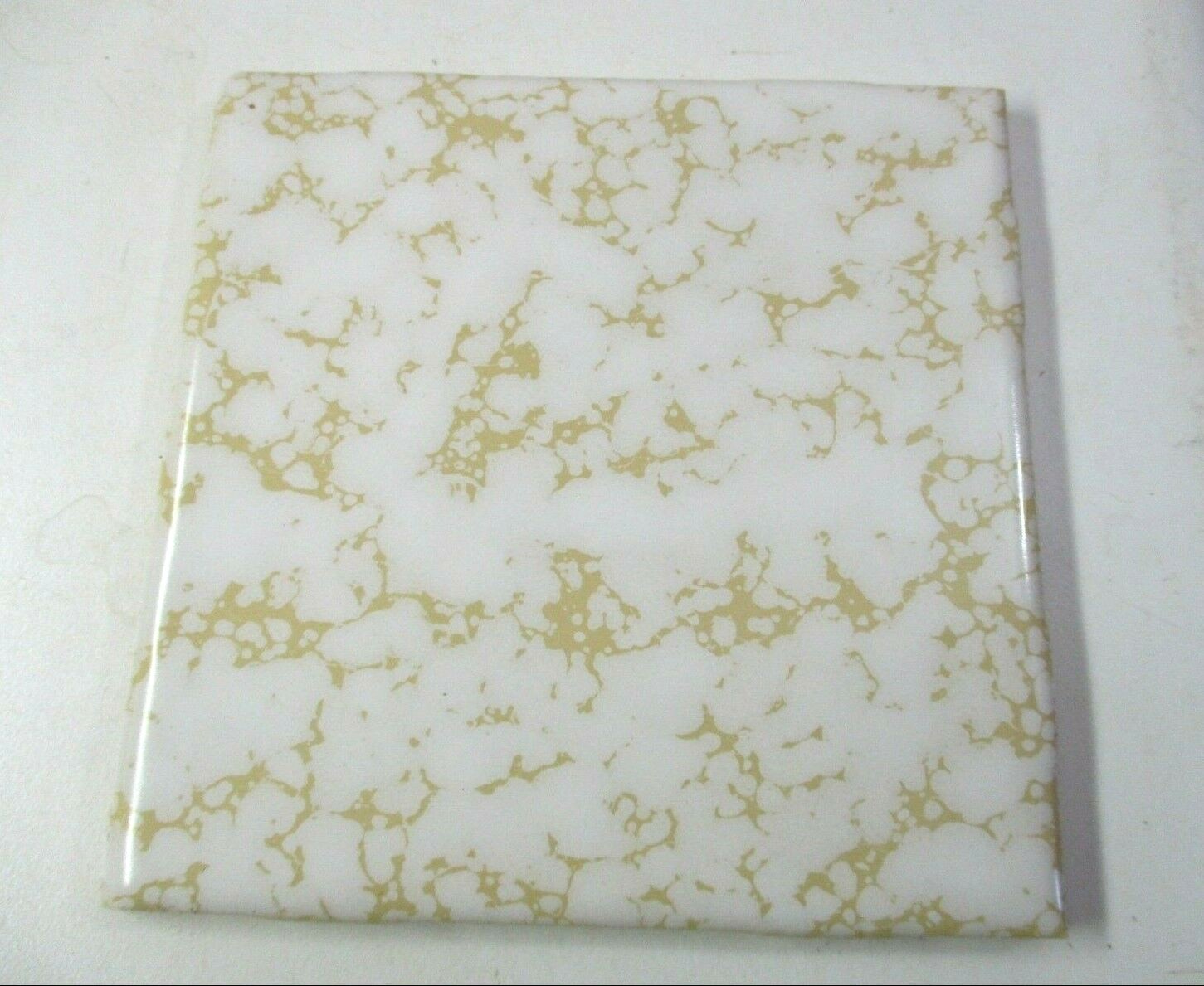 1 Wall Tile CGSC USA Ceramic 4-1/4 Bullnose Mustard Yellow Dapple Beige Wrinkled