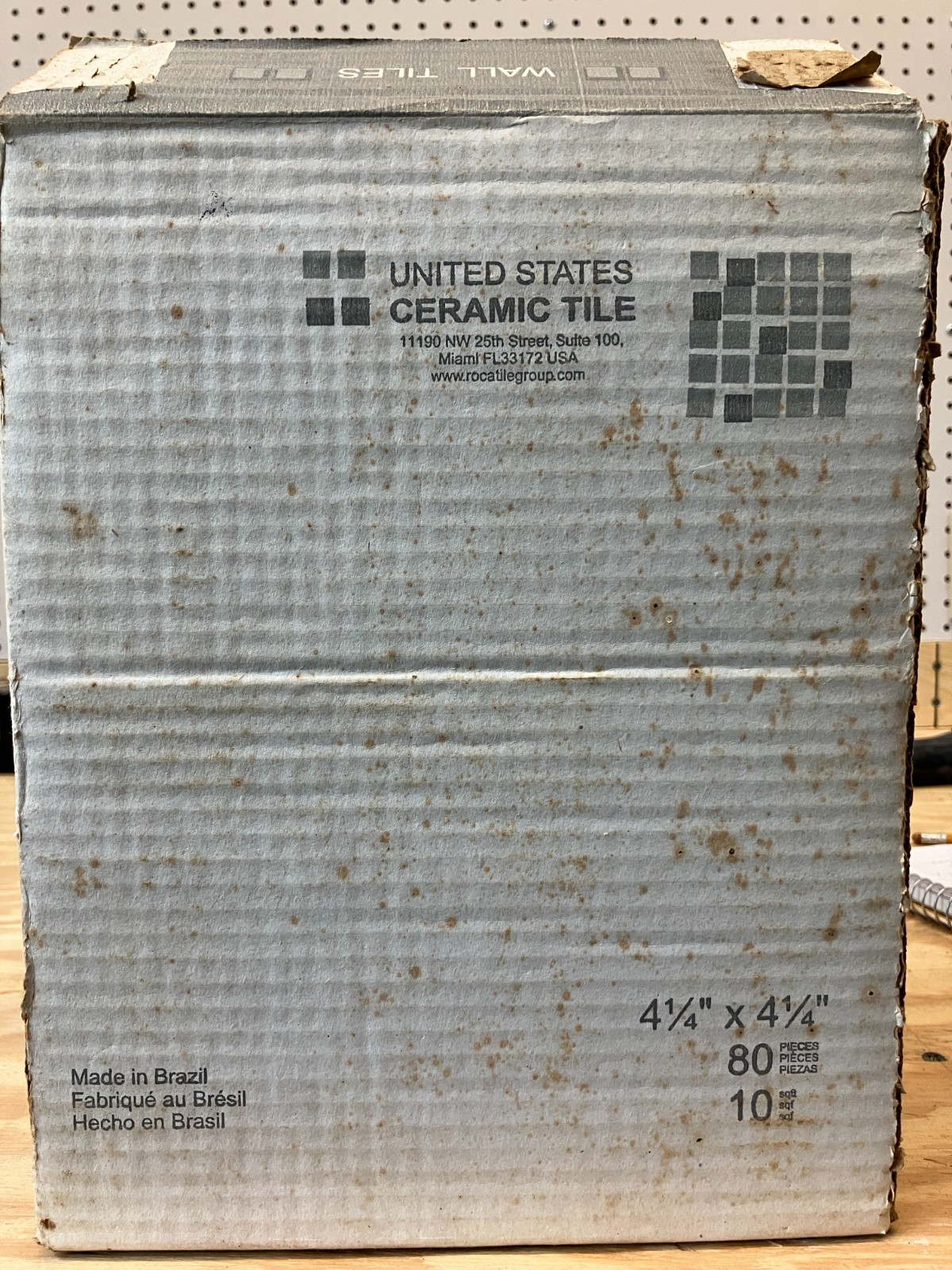 US Ceramic Tile, Glossy Bright Fawn U785-44-1M 4-1/4″x4-1/4″ (Lt Beige) Vintage