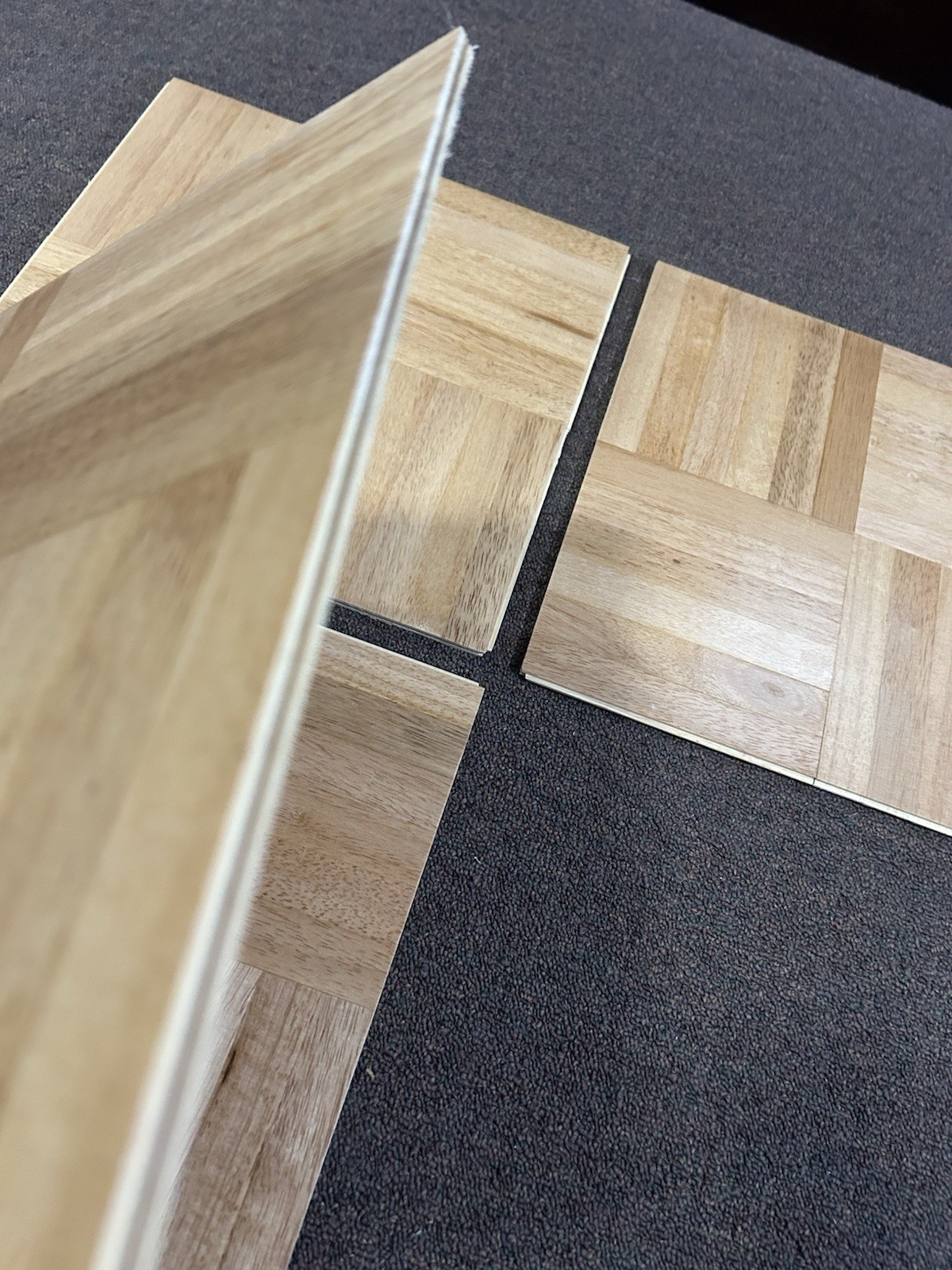 OakTree Hevea Parquet Hardwood Tile Flooring (10 Tiles/Package) CHESTNUT NEW!