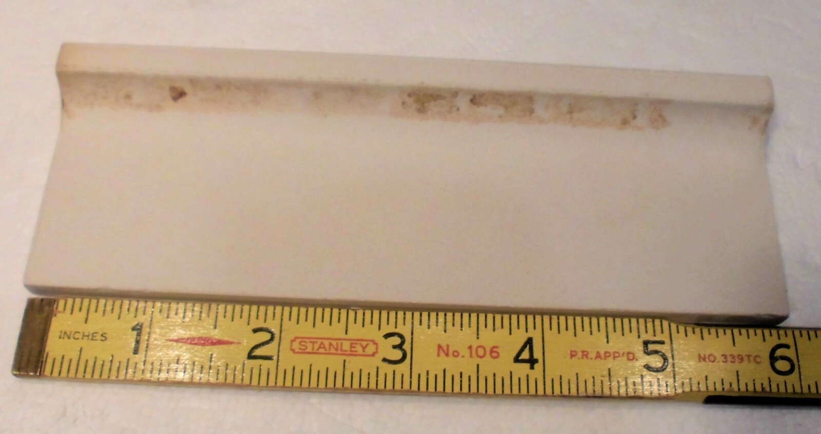 1 pc. Lite Brown+hint of pink: 2″ X 6″ X 5/8″ Matte Ceramic Radius Bullnose Tile