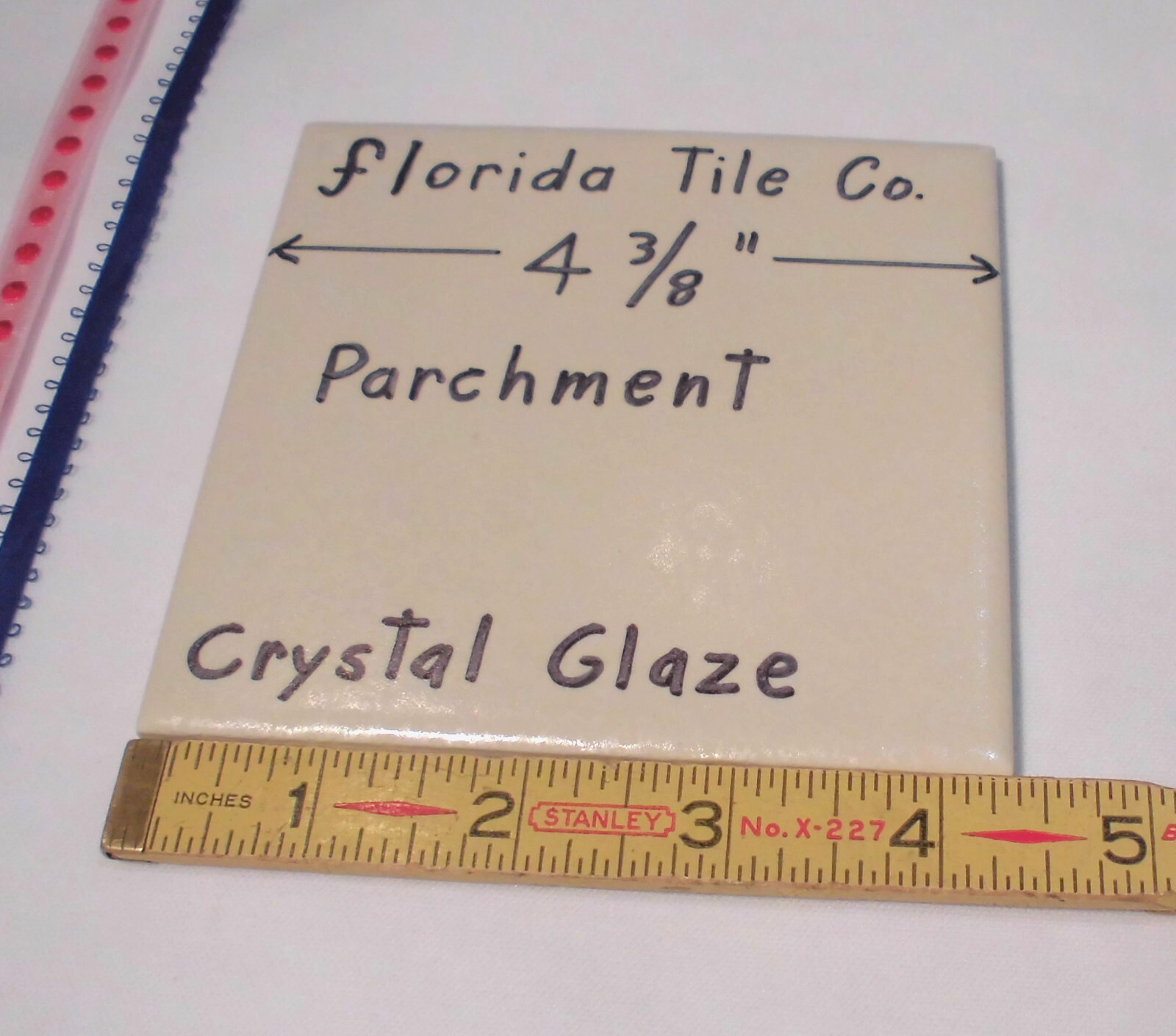 1 pc. *Parchment – Lite Tan* Crystal Glazed Ceramic Tile 4-3/8″ Florida Co. New