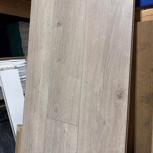 Coretec 9″ wide, 9mm thick, Scratchless Luxury Vinyl, Prescott Oak $3/sqft