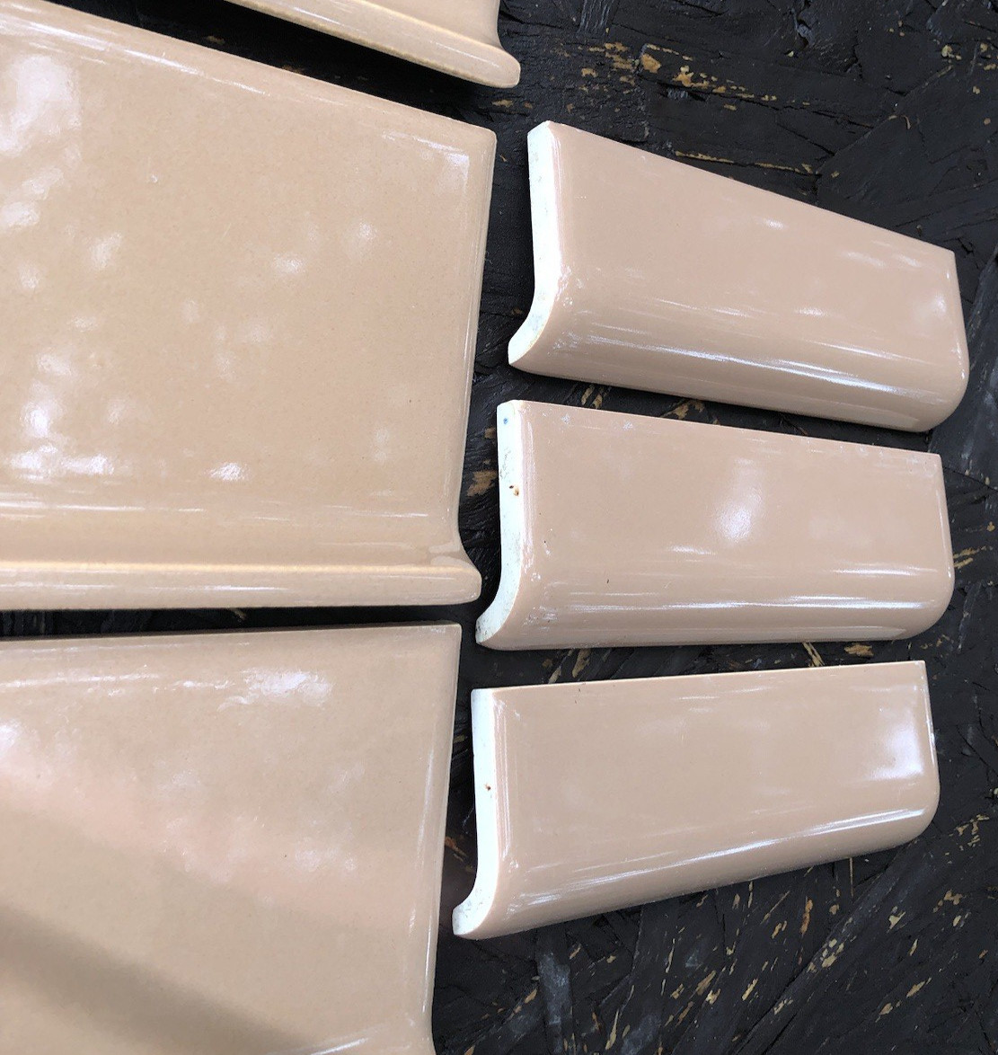6 PCS Vintage 1950s Unused Bullnose & Cove DARK TAN BROWN Tile Mosaic USA