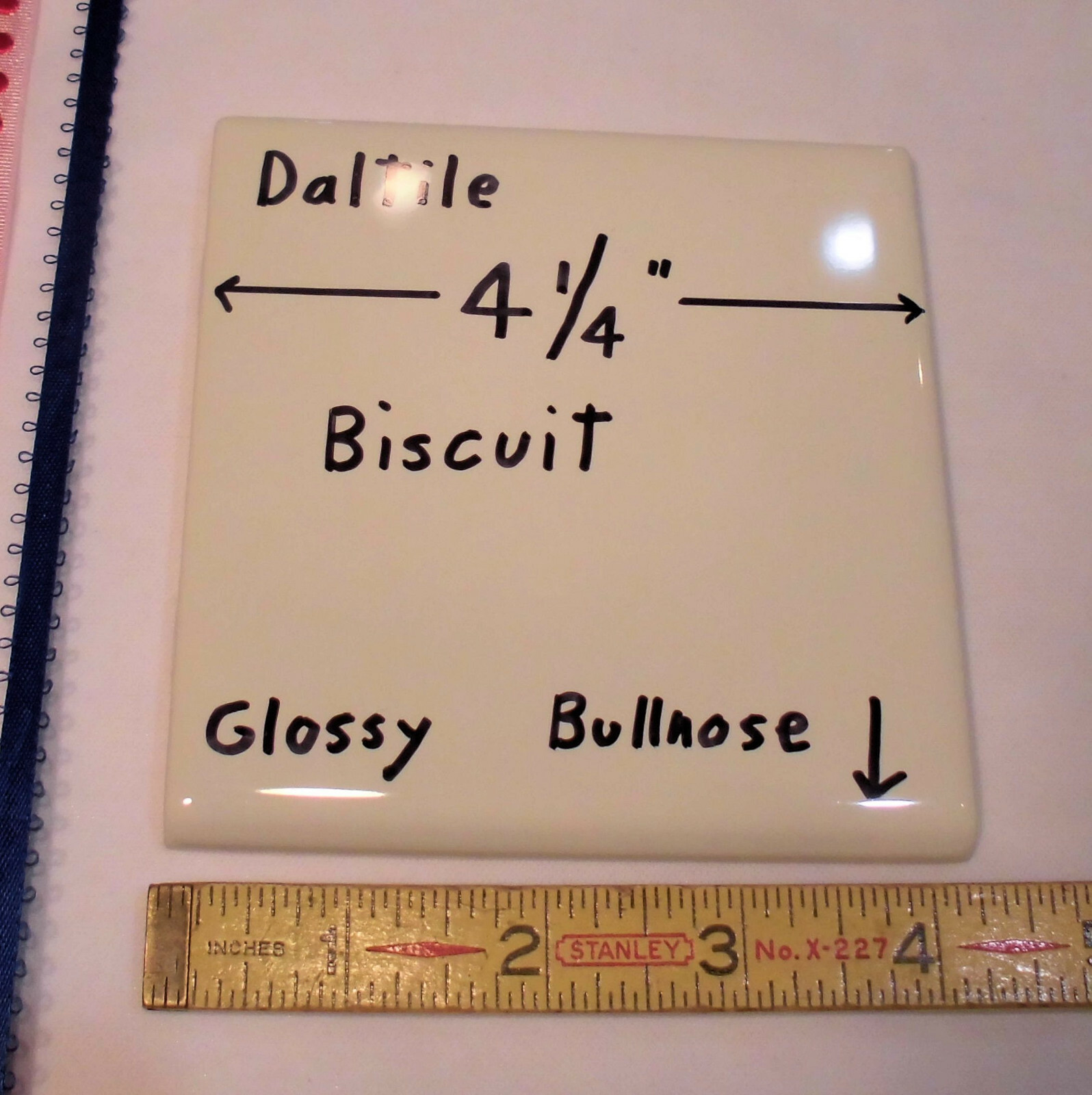 1 pc. *Biscuit* 4-1/4″ Ceramic Bullnose Tile by Daltile Co.: Glossy NEW Stock