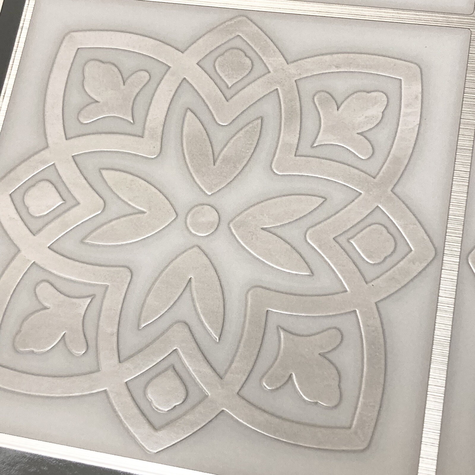 Peel Stick 8″x8″ Art Wall Tile Floral Gray White Marble Silver Made in USA
