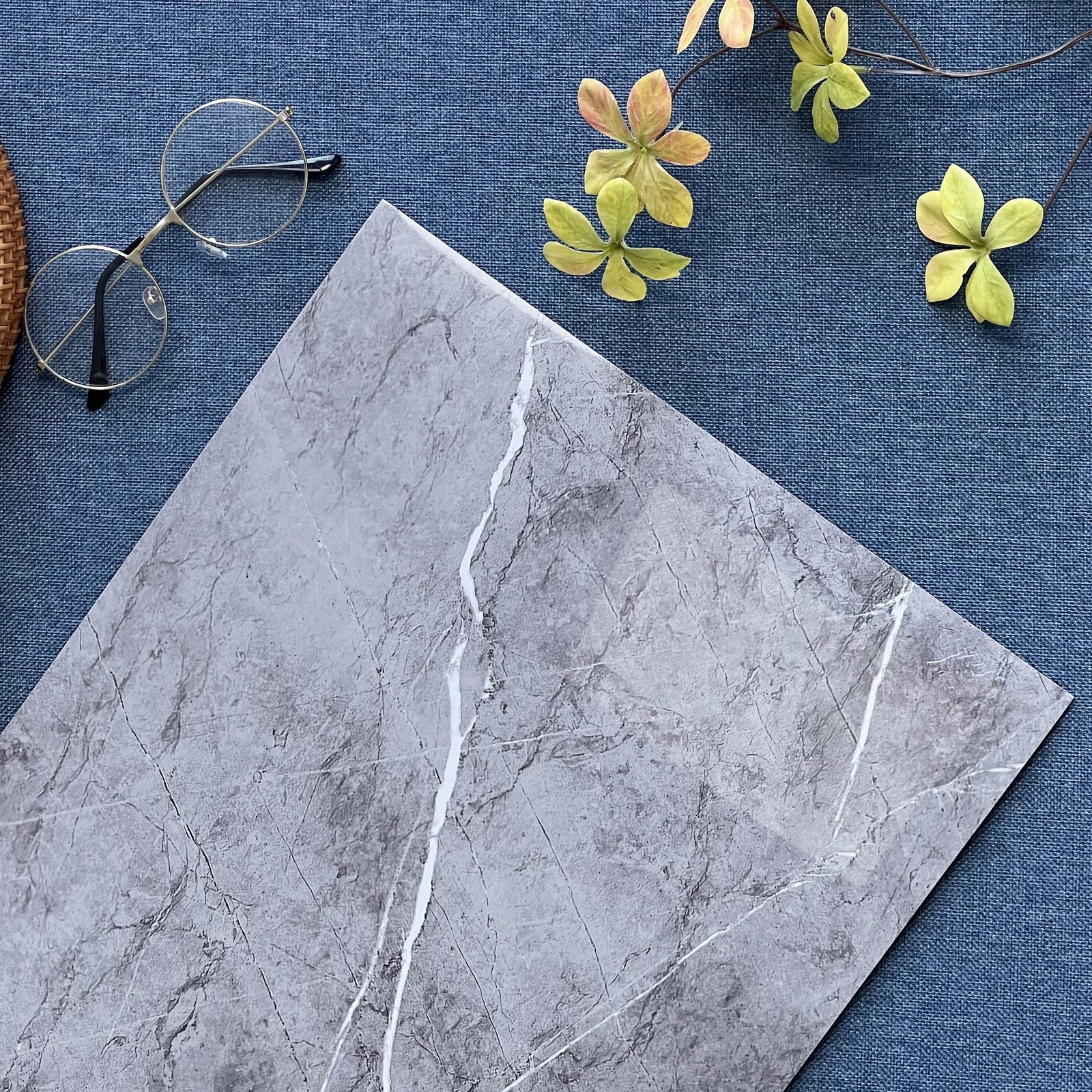 Haimin Wall Panels Peel and Stick 10 Pieces 23.6 x 11.8 inches, Gray-YSH