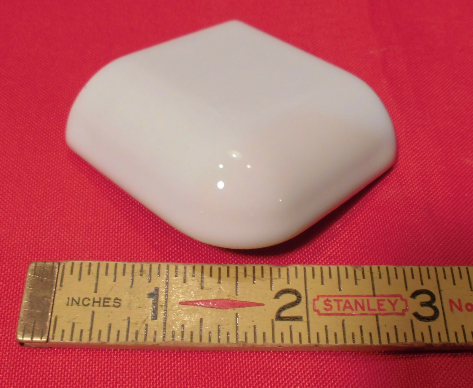 2 pcs. *Glossy Ice White* 2″ X 2″ X 5/8″ Ceramic Bullnose Radius Corner Tiles