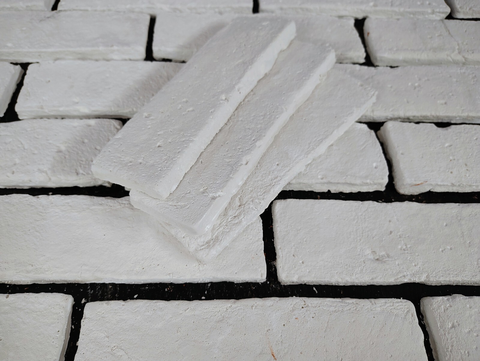 Tiles “Old Roman”. 1 box-120 tiles. Lightweight gypsum eco-tiles. Ready to use