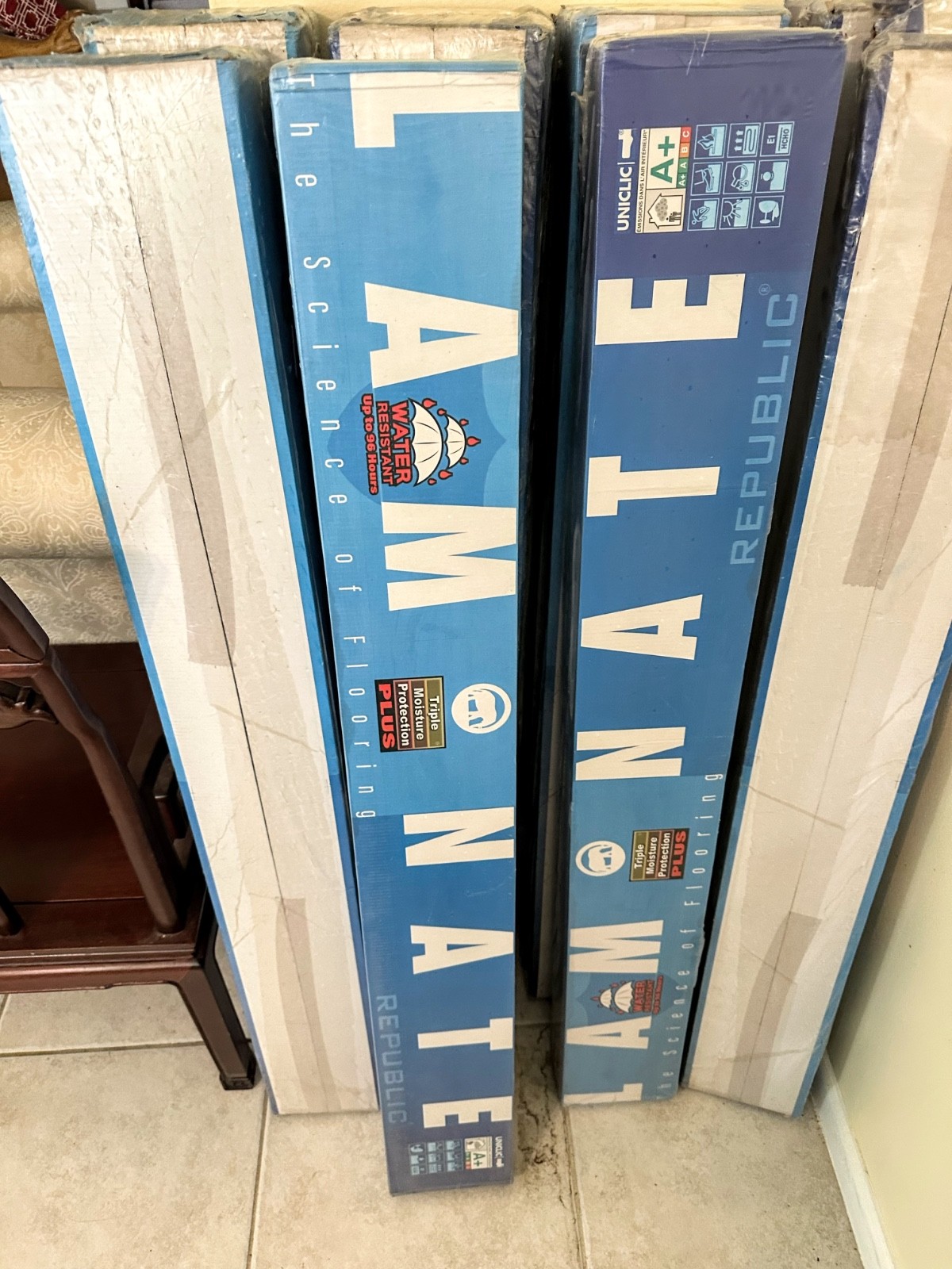 Platinum Rustic Apple Laminate Flooring (8 boxes)