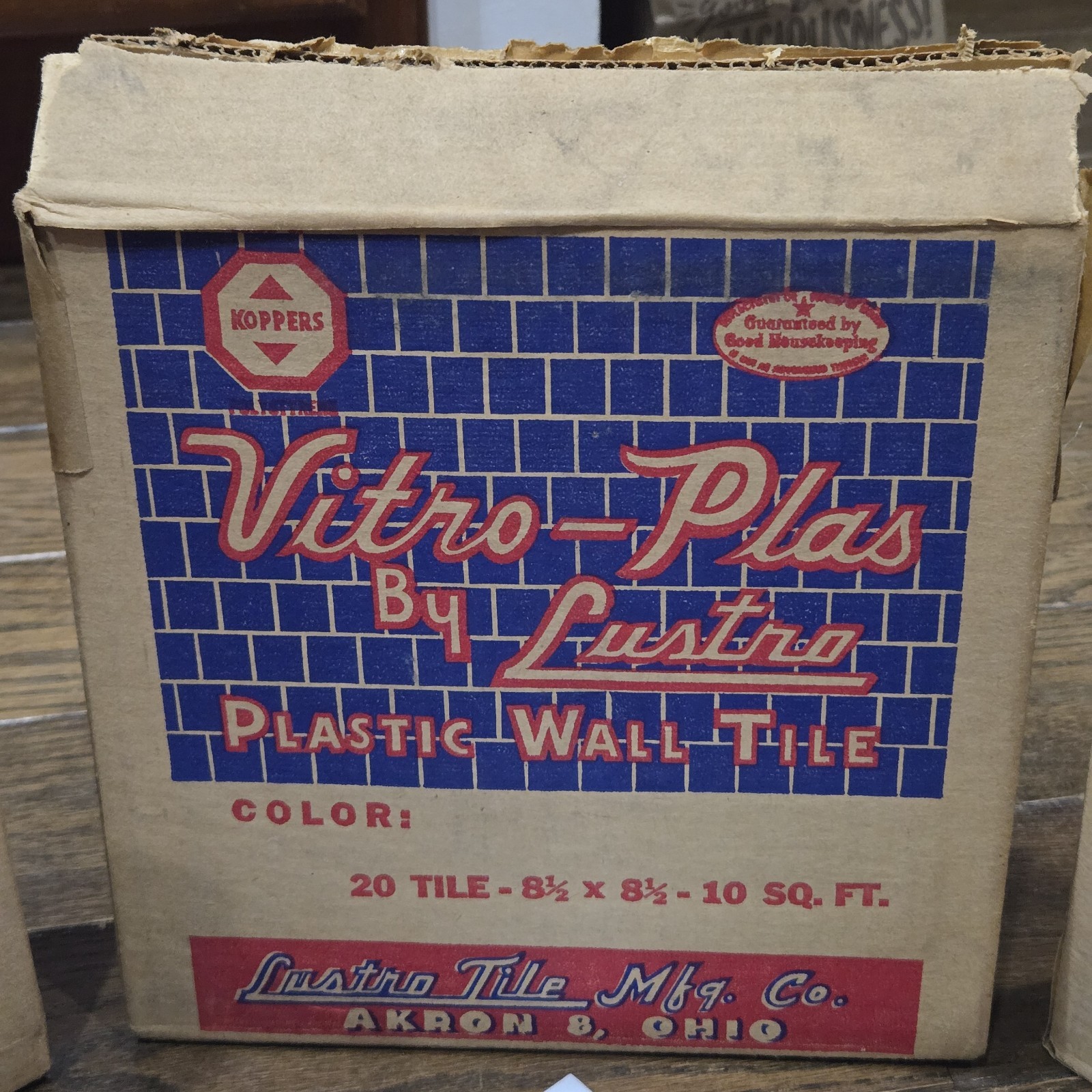 Vtg Plastic Wall Tiles White 50 Square Feet 100-8.5×8.5″ Lustro Vitro-Plas MCM