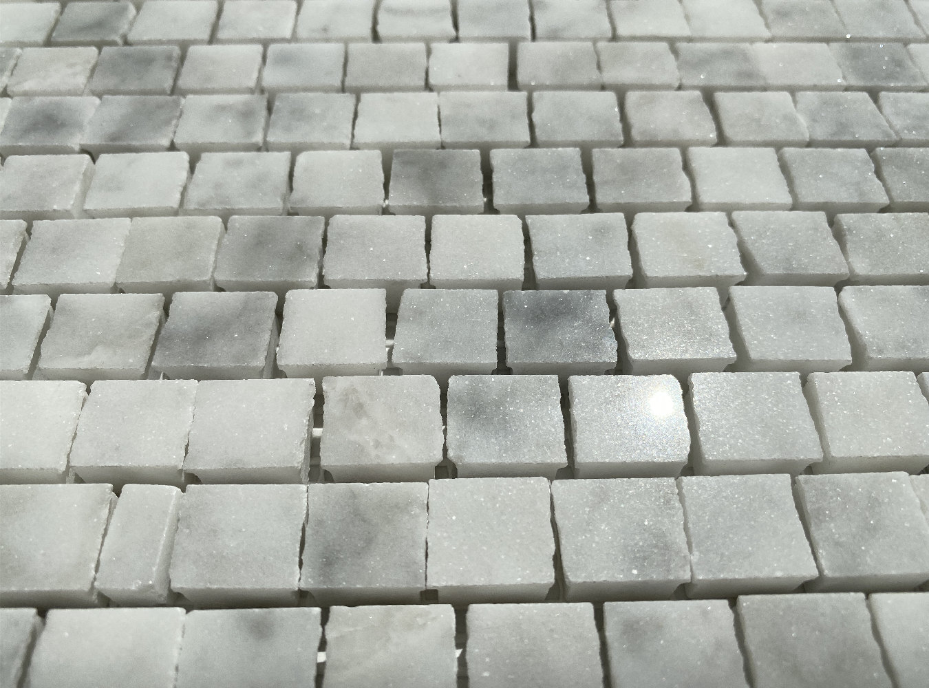 C29P Carrara White Marble HandClipped Random Broken Mosaic Tile Polished