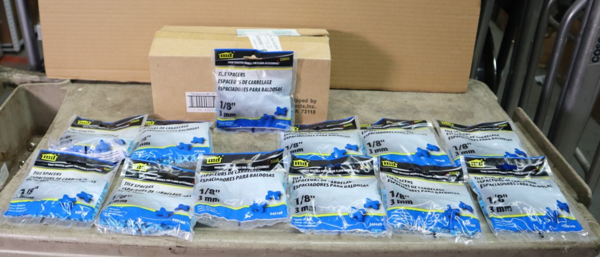 12 Bags M-D Building Products #49168 1/8 Inch Tile Spacers, 200/Bag