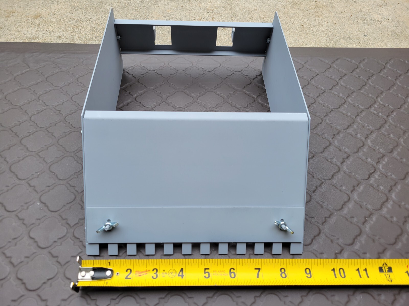 Trowel tile box 9″