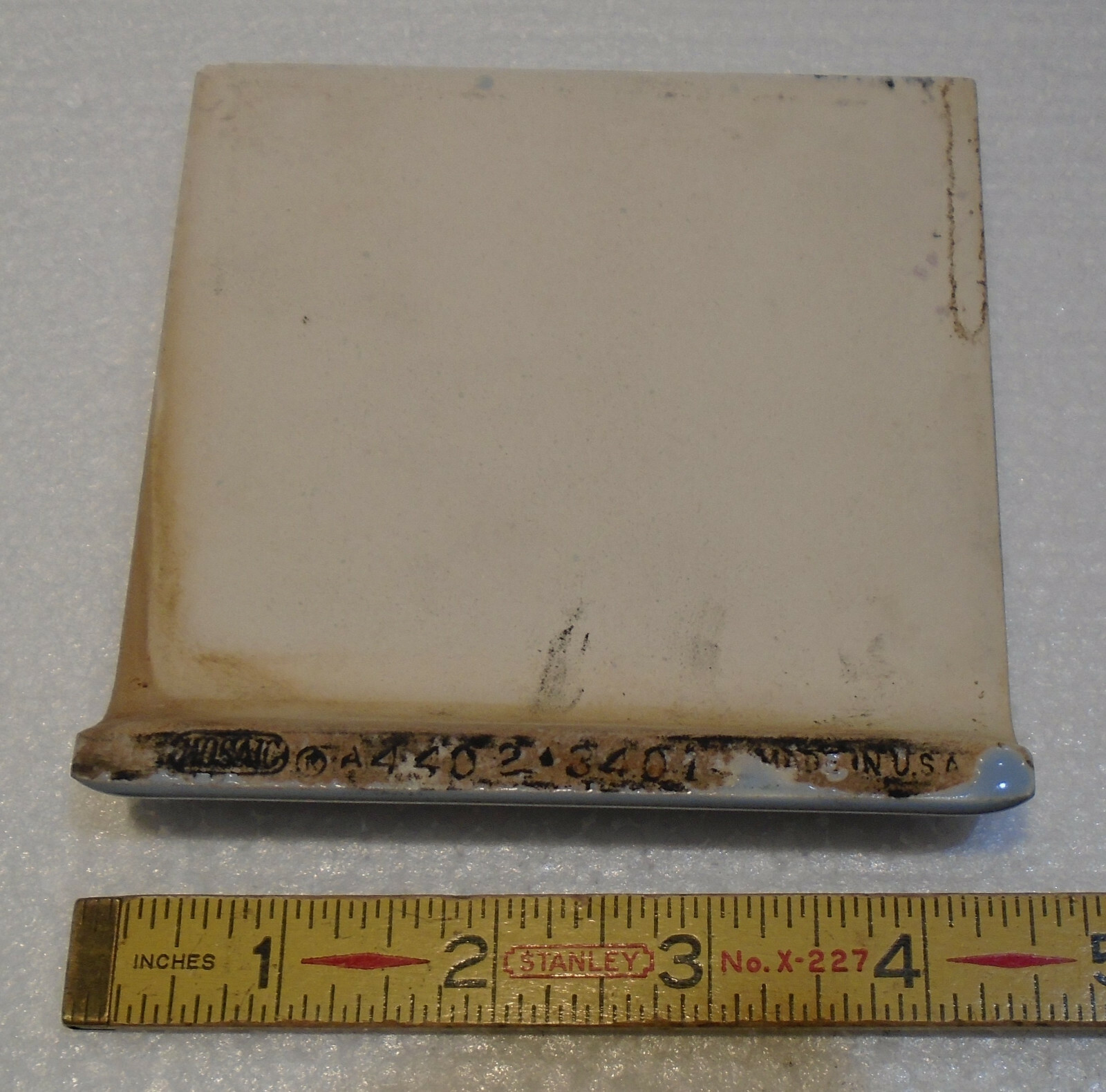 1 pc. Blue – Gray: Glossy Radius Bullnose Ceramic Tile 4-3/8″ by Mosaic Co. NOS