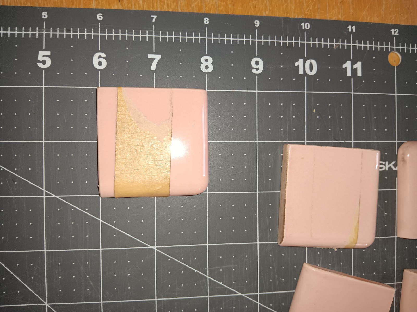 28 pcs. PINK Vintage Ceramic 2″ X 2″ Ceramic Inside Radius Bullnose Corner JAPAN