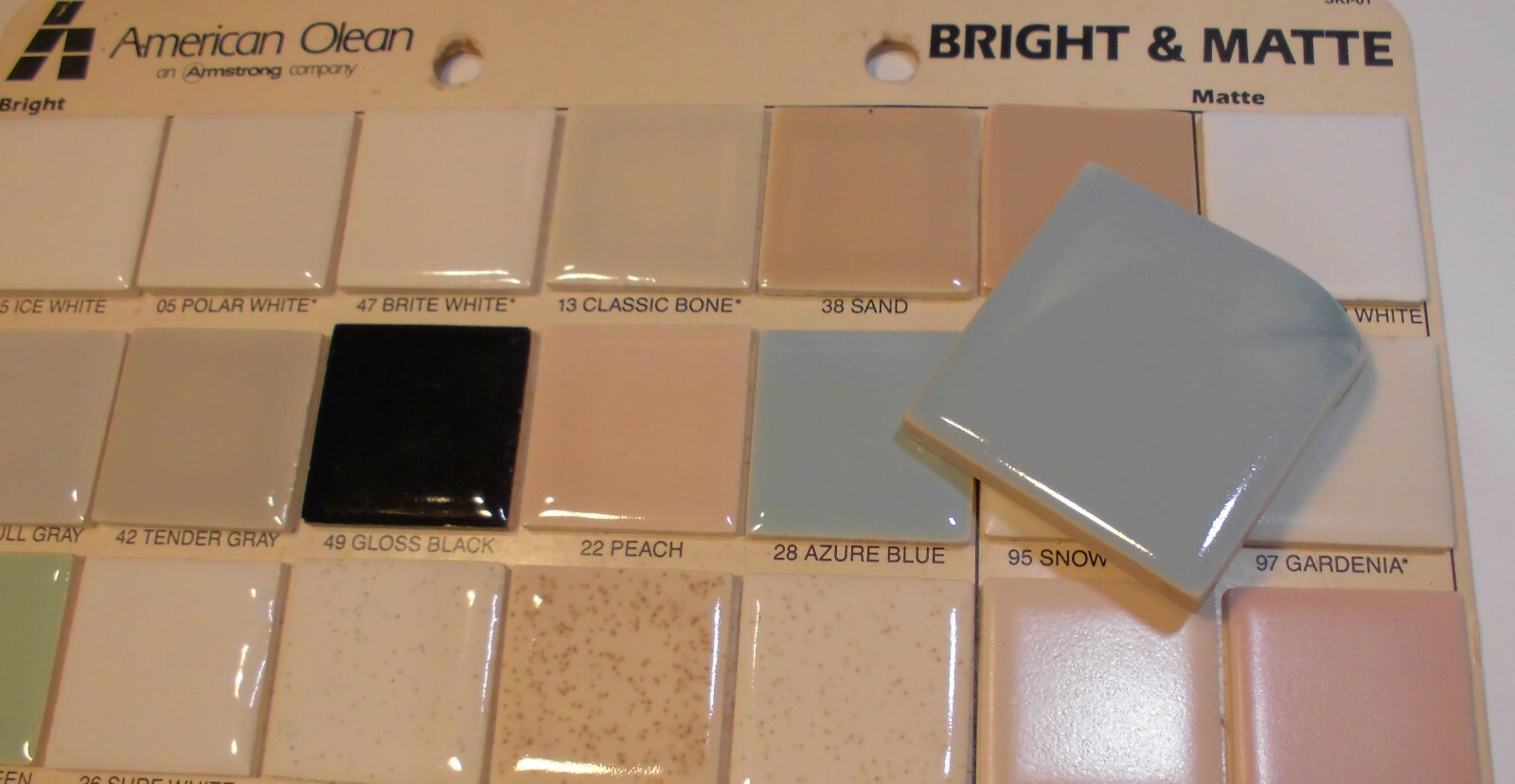 1 pc. *Azure Blue* Ceramic Bullnose Inside Corner Tile 2″ X 2″ American Olean