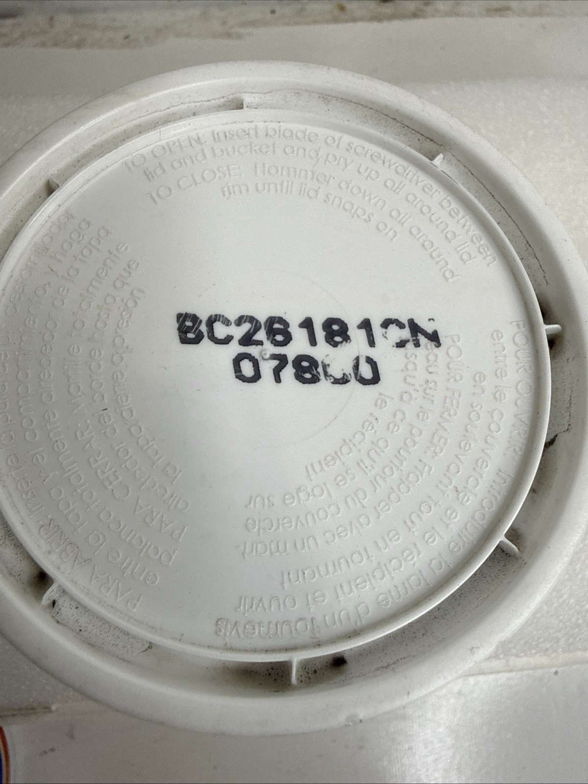 Red Devil 0422 Pre-Mixed Tile Grout, 1/2 Pint , White