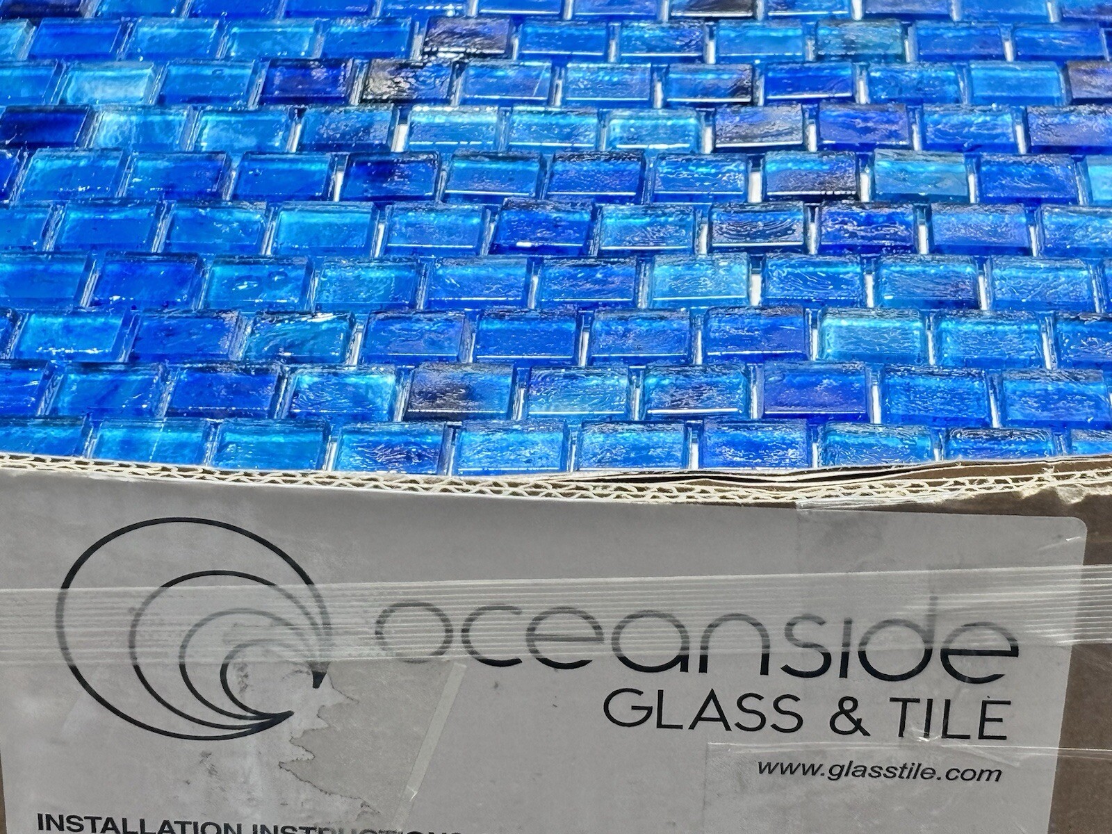 Oceanside Candy Blue Aquarius 1×1 Offset Tile