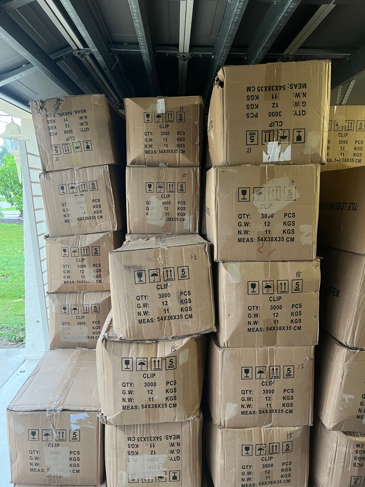 Tile Leveling Clips 1.5mm  1/16– 3,000 pcs per Box – Only $80!