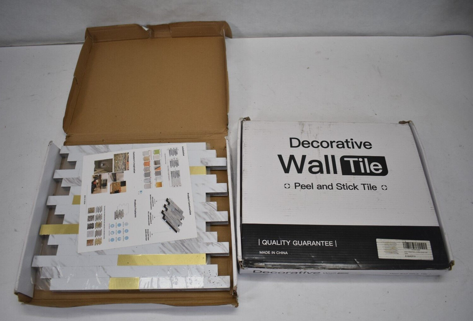 Lot of 14 Sheets Art3D Peel & Stick Backsplash Wall Tiles White Gold Studded
