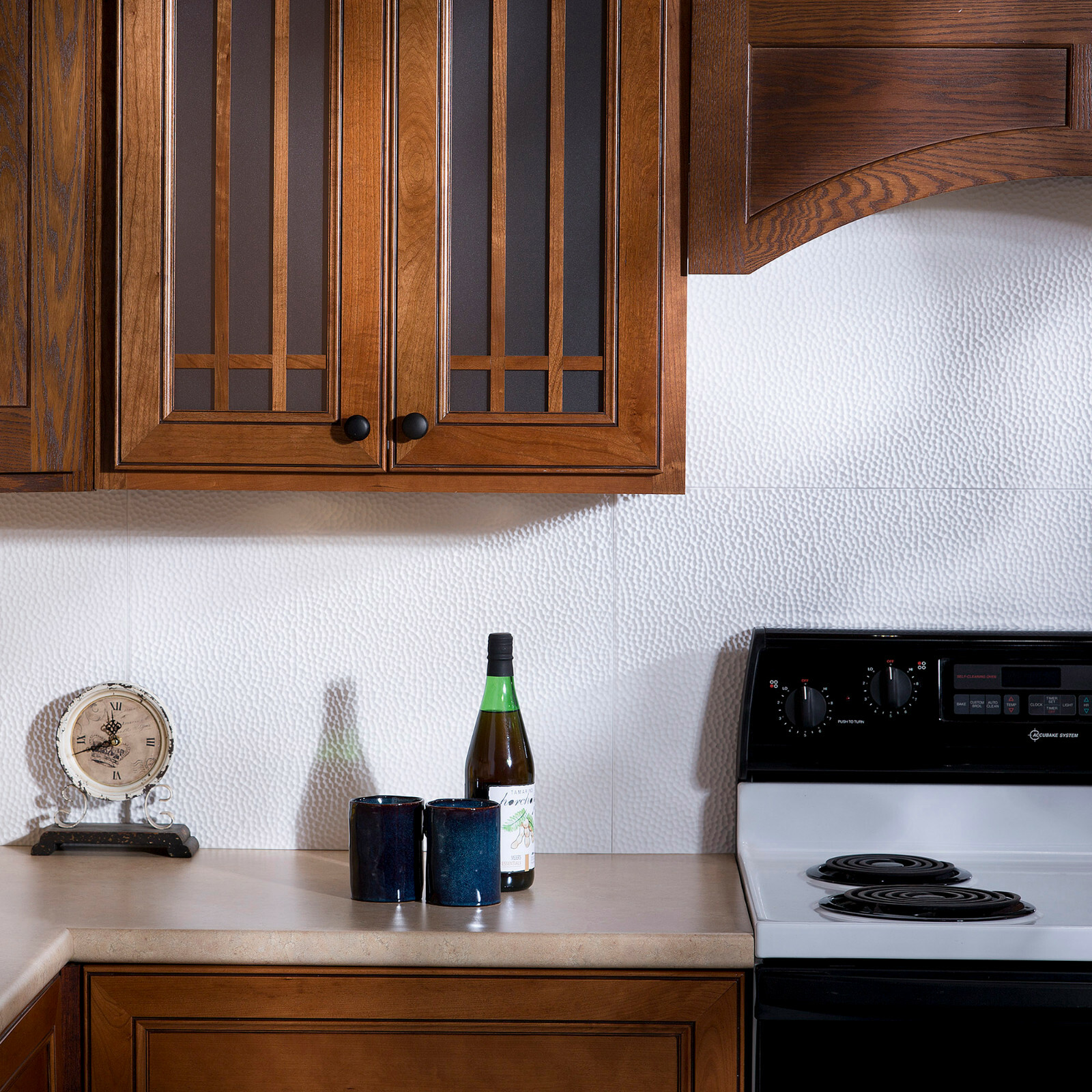 Fasade 18in x 24in Hammered Backsplash Panels