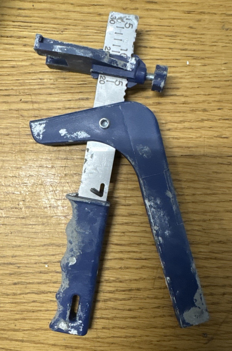 Peygran Adjustable Pliers for Classic Tile Levelling System: Home Improvement…