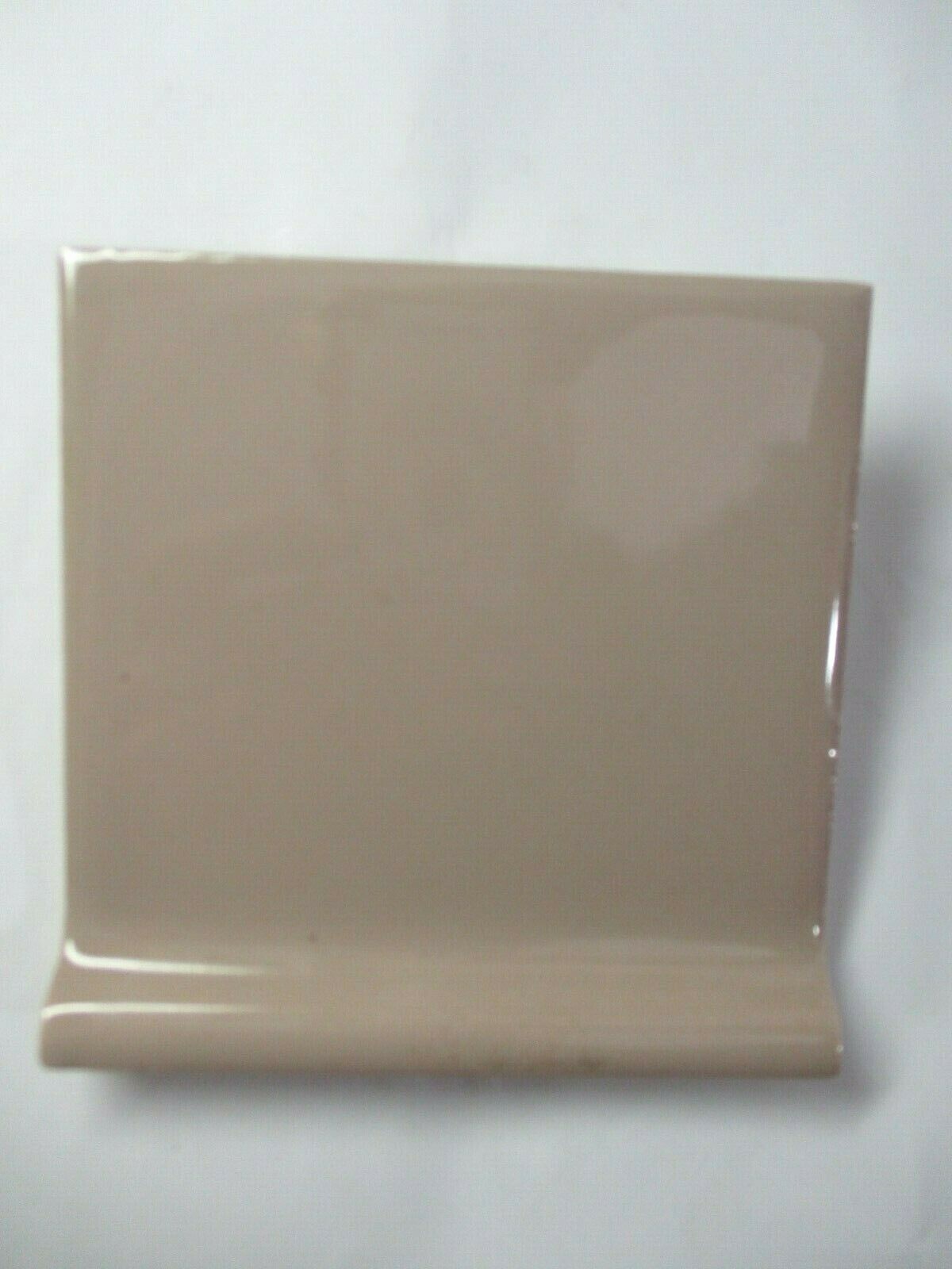 1 Cove Base Tile Wheeling USA 4-3/8″ Gloss Latte Dark Beige Ceramic Wall MCM Vtg