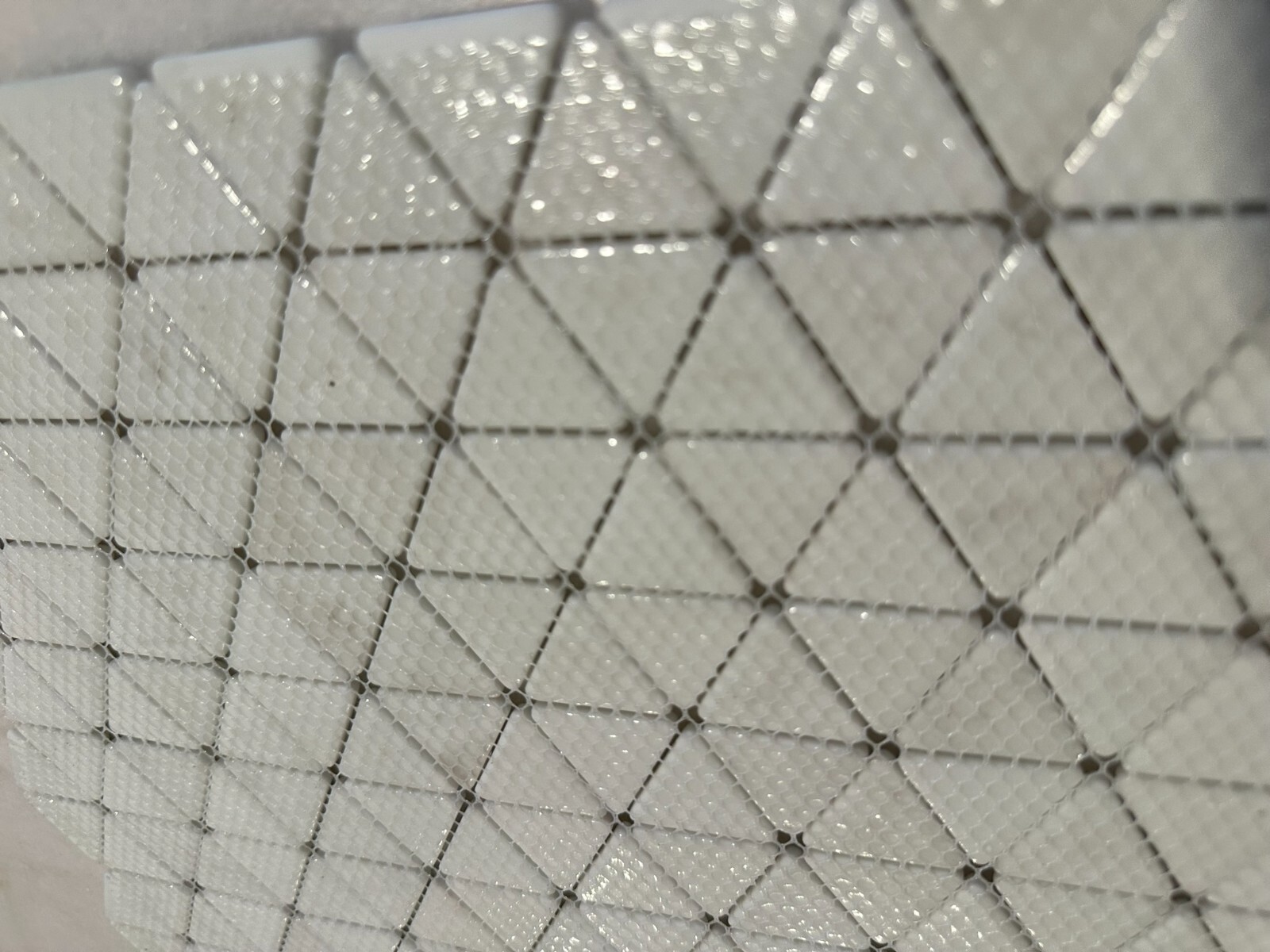 White 3D Triangle Matte and Glossy Mix Glass Mosaic