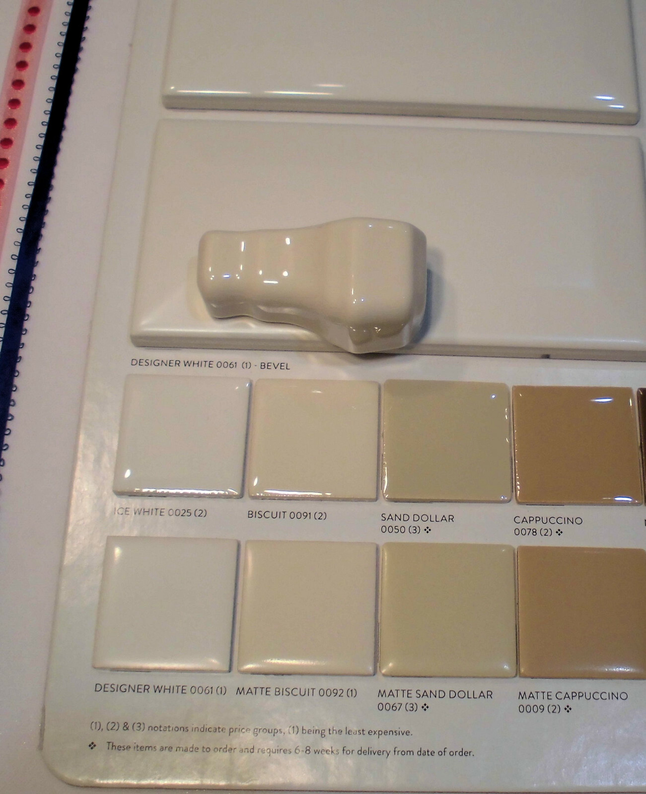Biscuit Ceramic Chair Rail Tile 2-1/2″ X 1″ Corner #22SRACN1P2 American Olean
