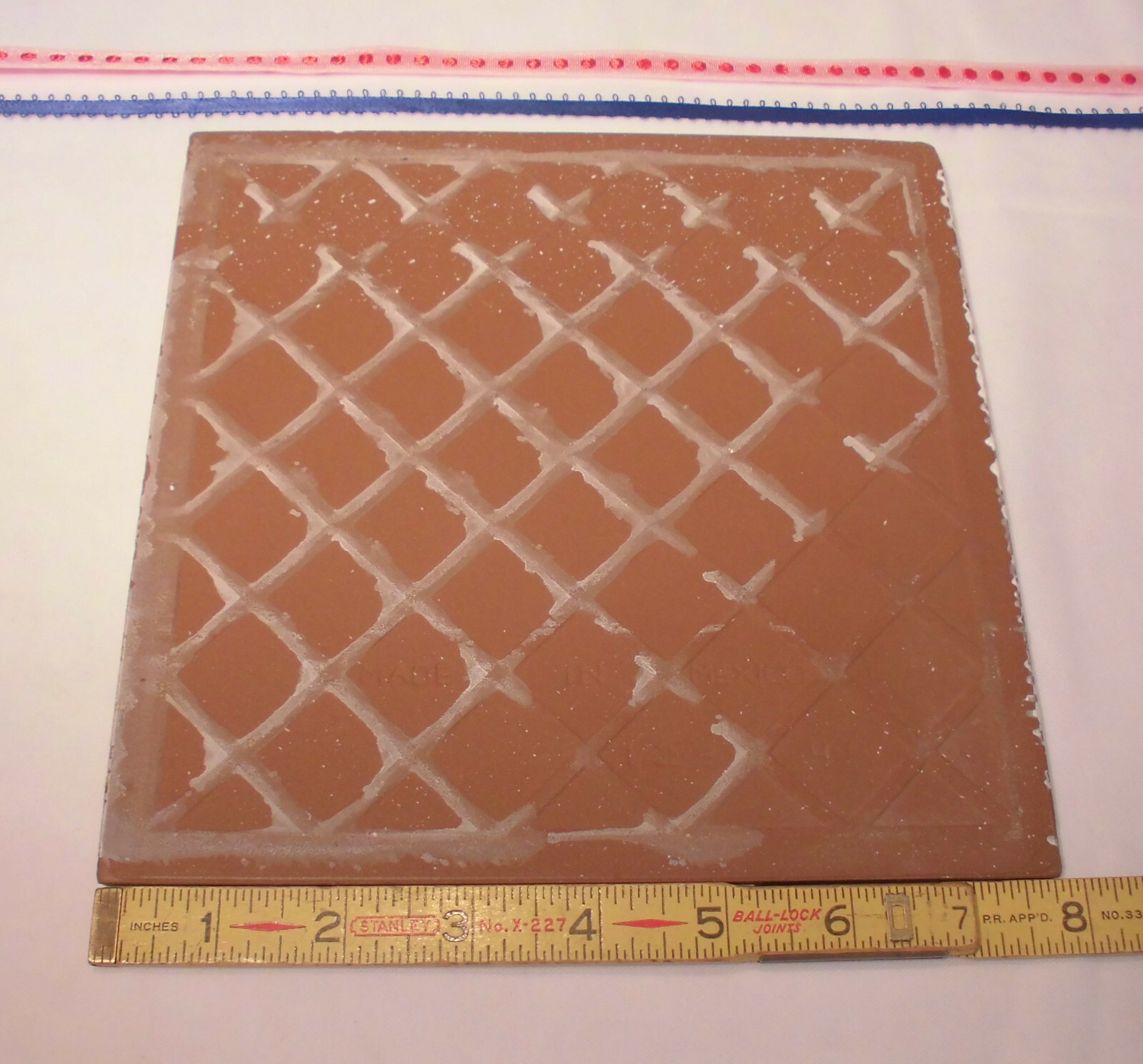 1 pc. *Speckled Browns* Daltile Ceramic Floor Tile 8″ X 8″ actual size 7-13/16″